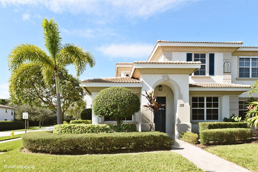135 Evergrene #1-C, Palm Beach Gardens FL 33410