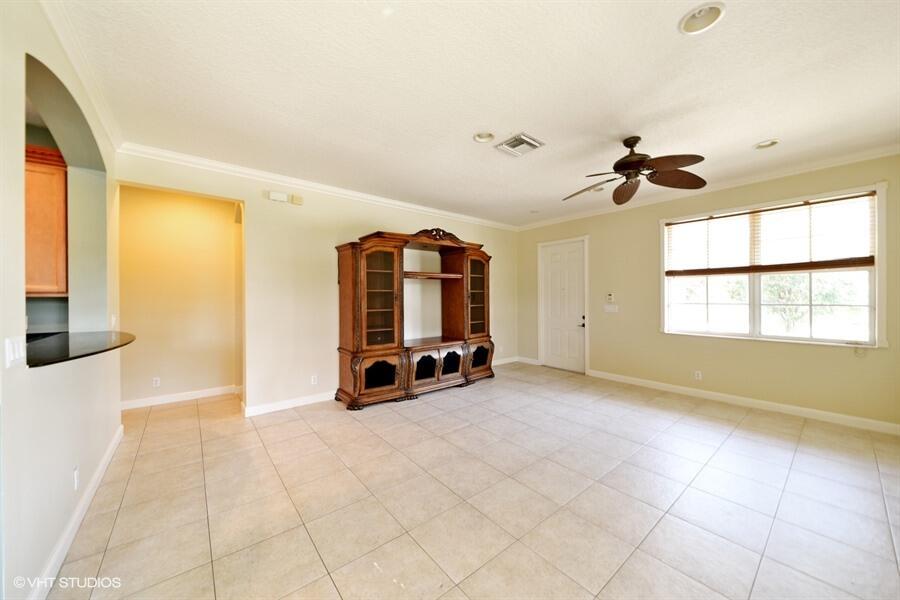 135 Evergrene #1-C, Palm Beach Gardens FL 33410