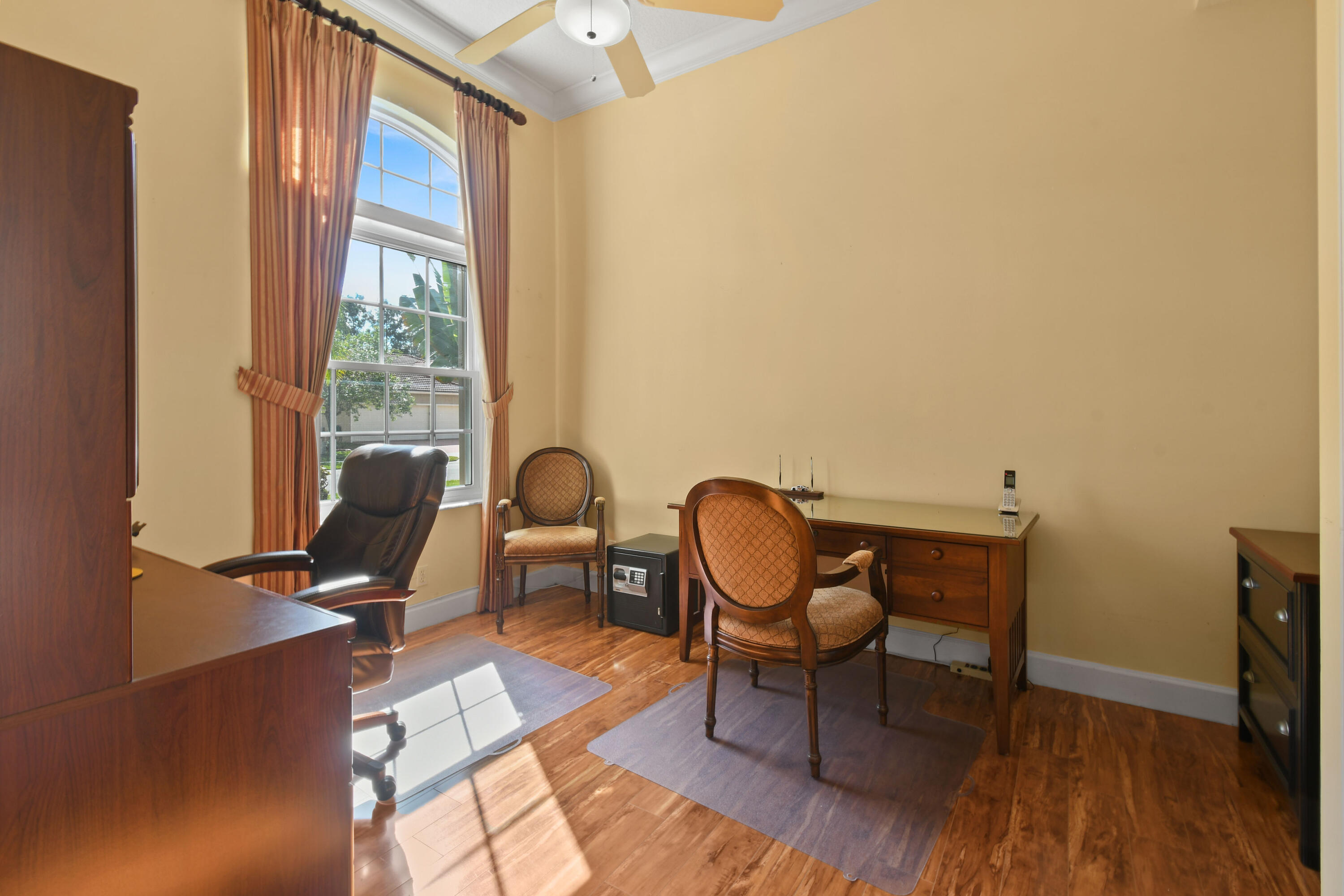 9863 Royal Cardigan, West Palm Beach FL 33411