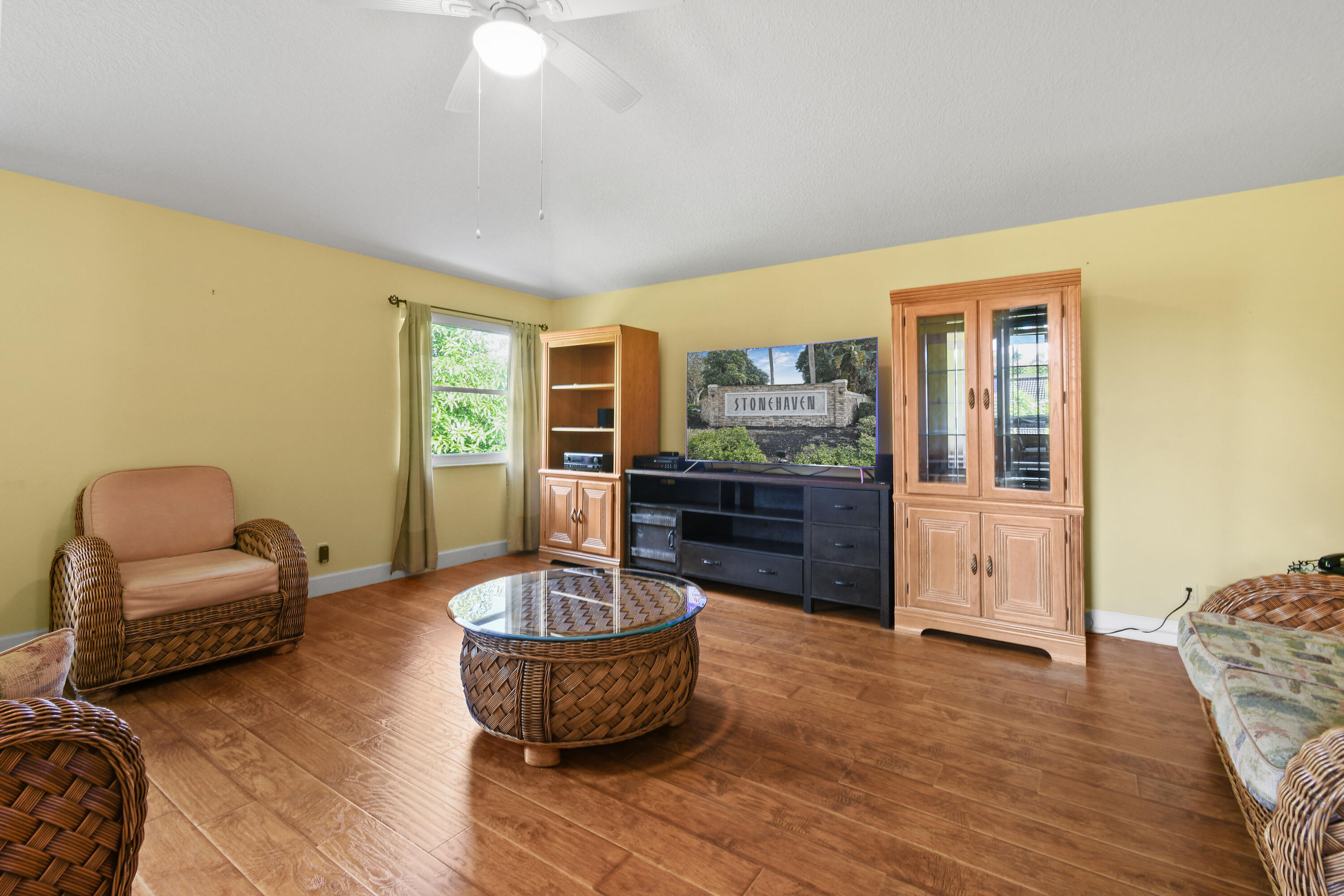 9863 Royal Cardigan, West Palm Beach FL 33411