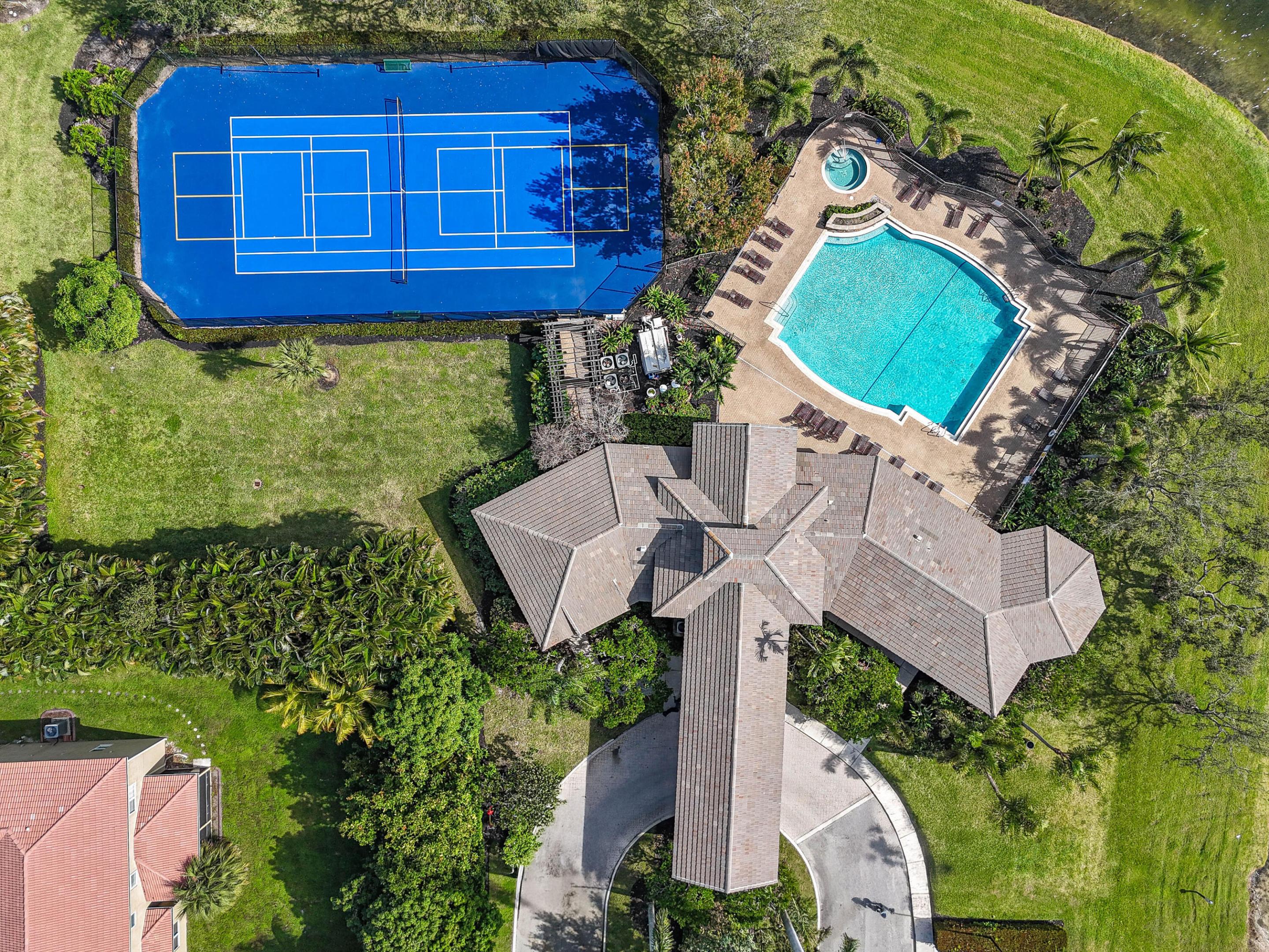 9863 Royal Cardigan, West Palm Beach FL 33411