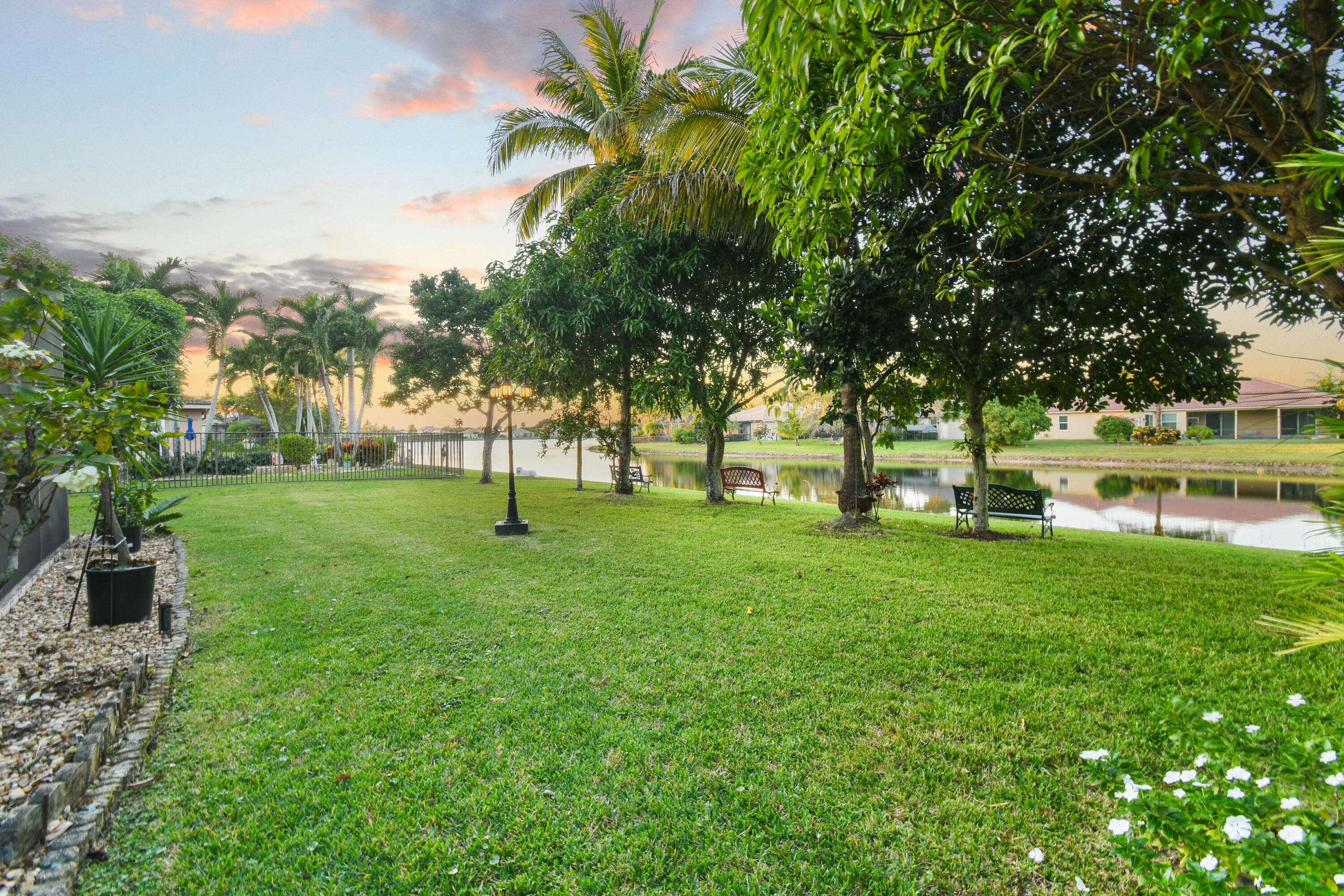 9863 Royal Cardigan, West Palm Beach FL 33411