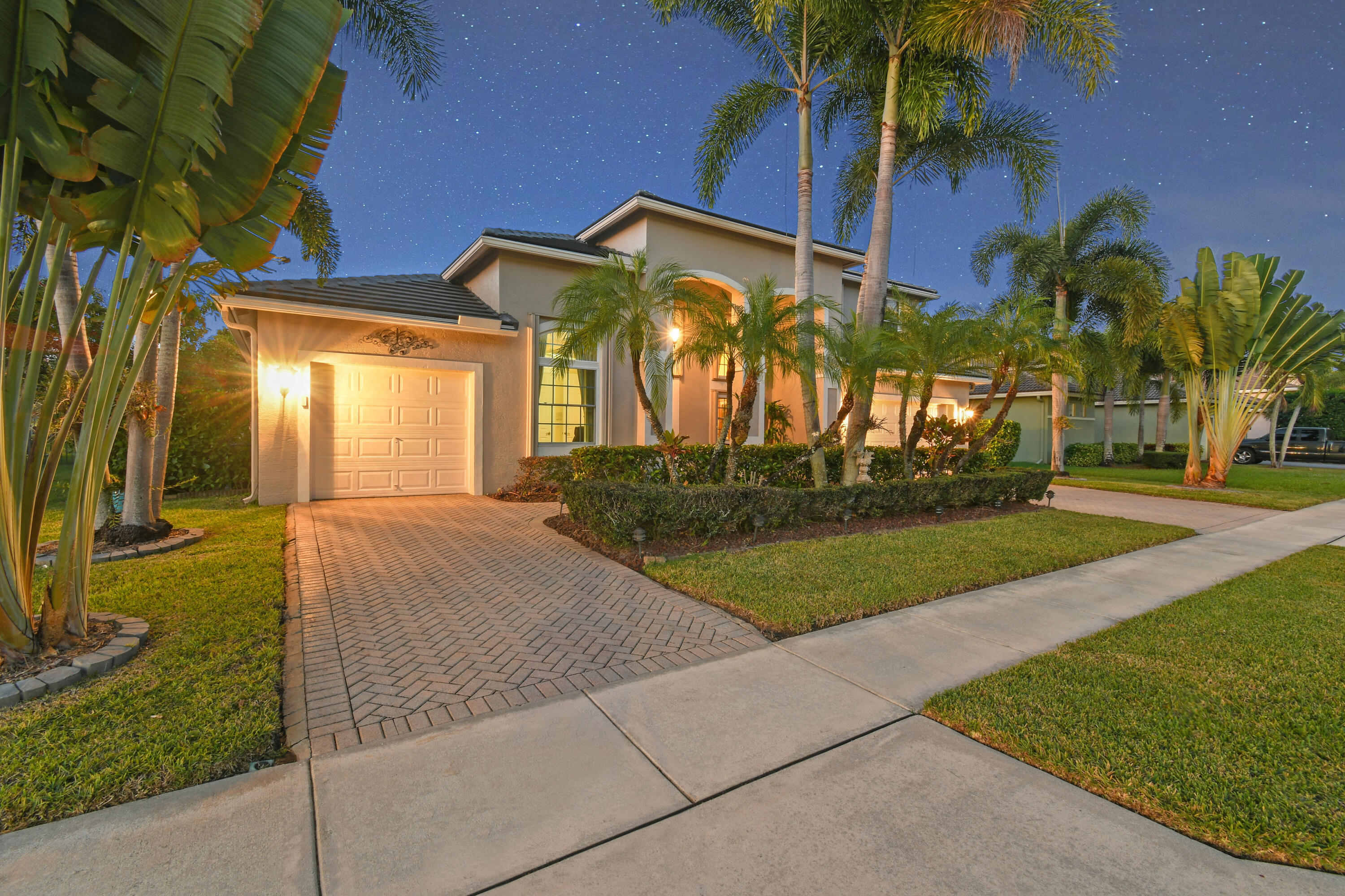 9863 Royal Cardigan, West Palm Beach FL 33411