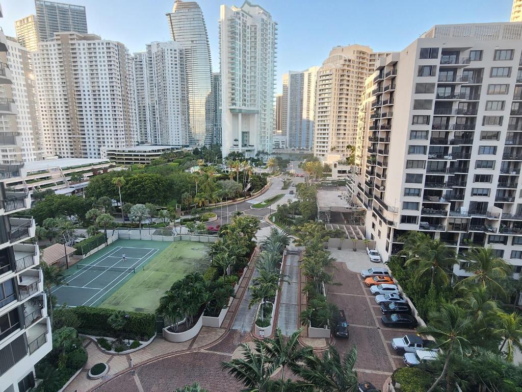 520 Brickell Key #A-1200, Miami FL 33131