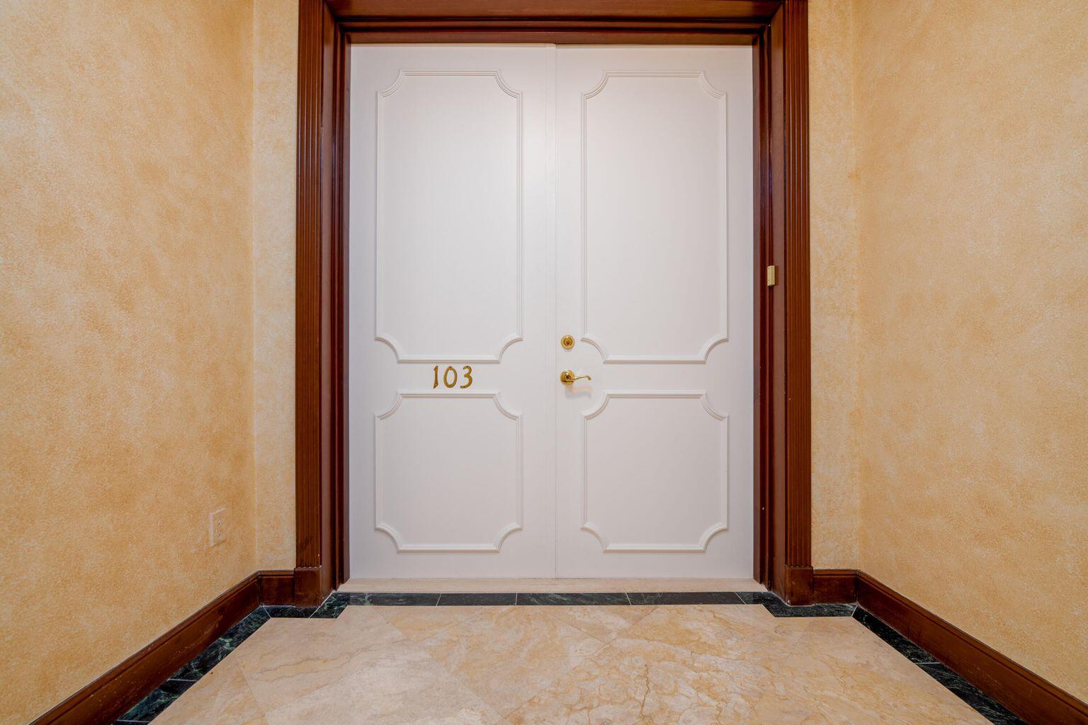 1228 Hillsboro Mile #103, Hillsboro Beach FL 33062