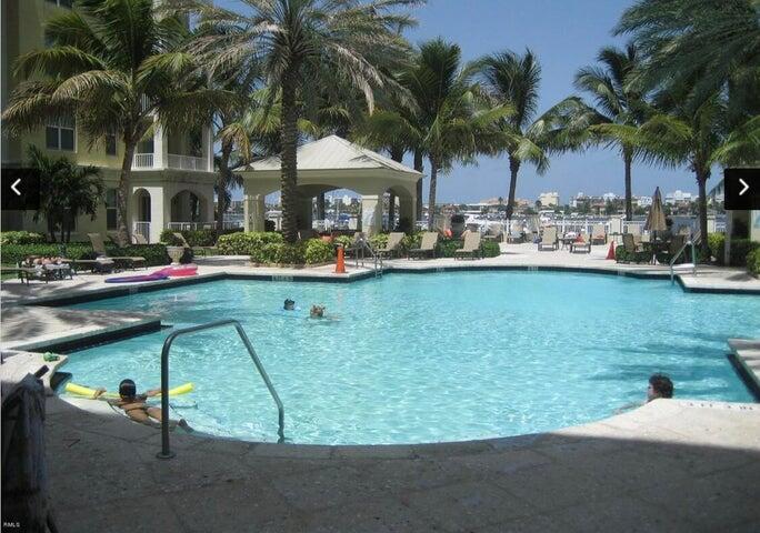 804 E Windward #119, Lantana FL 33462