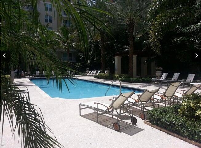 804 E Windward #119, Lantana FL 33462