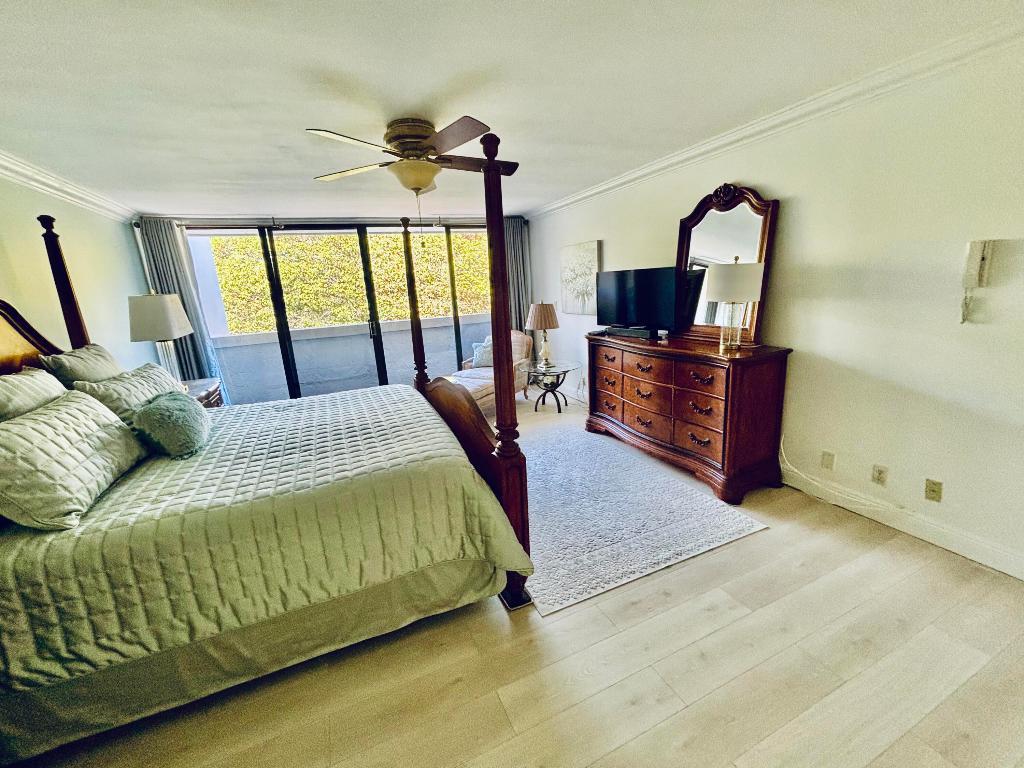 1170 Hillsboro Mile #302, Hillsboro Beach FL 33062