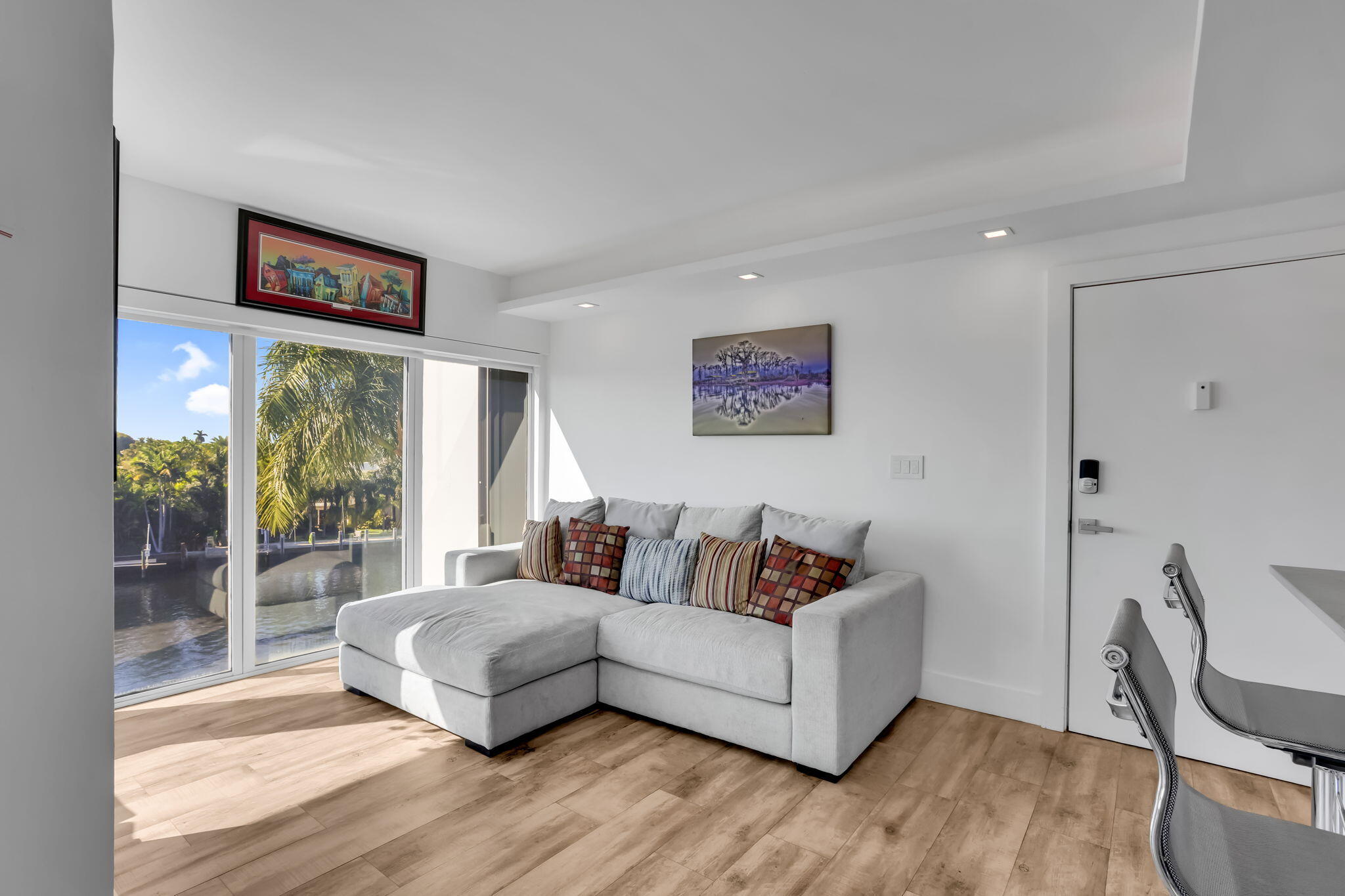 1839 Middle River #303, Fort Lauderdale FL 33305