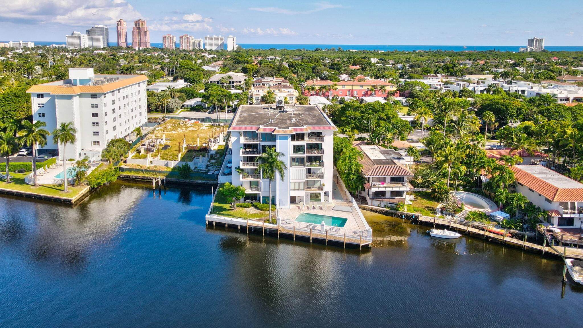 1839 Middle River #303, Fort Lauderdale FL 33305