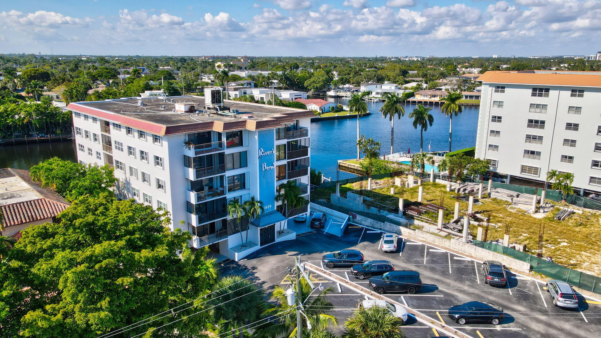 1839 Middle River #303, Fort Lauderdale FL 33305