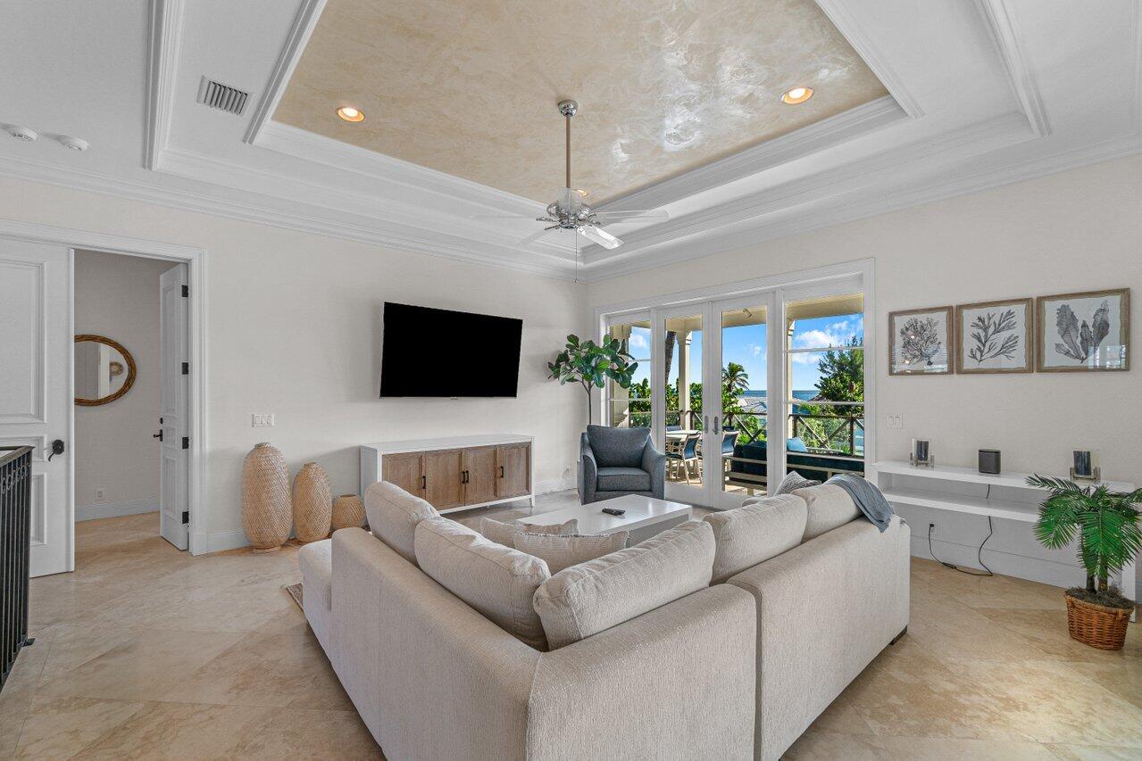 6103 N Ocean, Ocean Ridge FL 33435