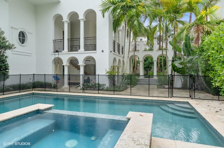 6103 N Ocean, Ocean Ridge FL 33435