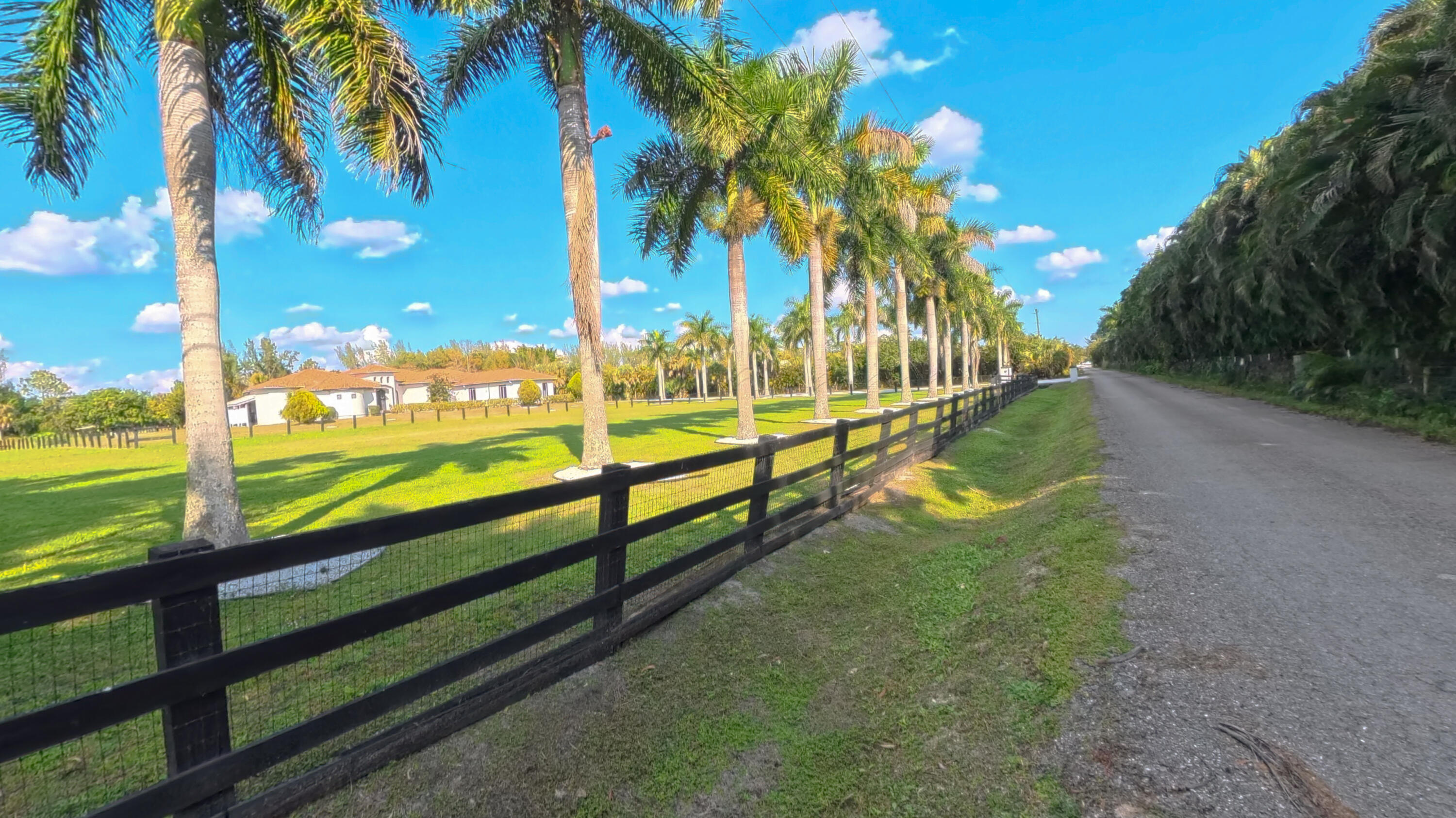 14225 43rd, Loxahatchee FL 33470