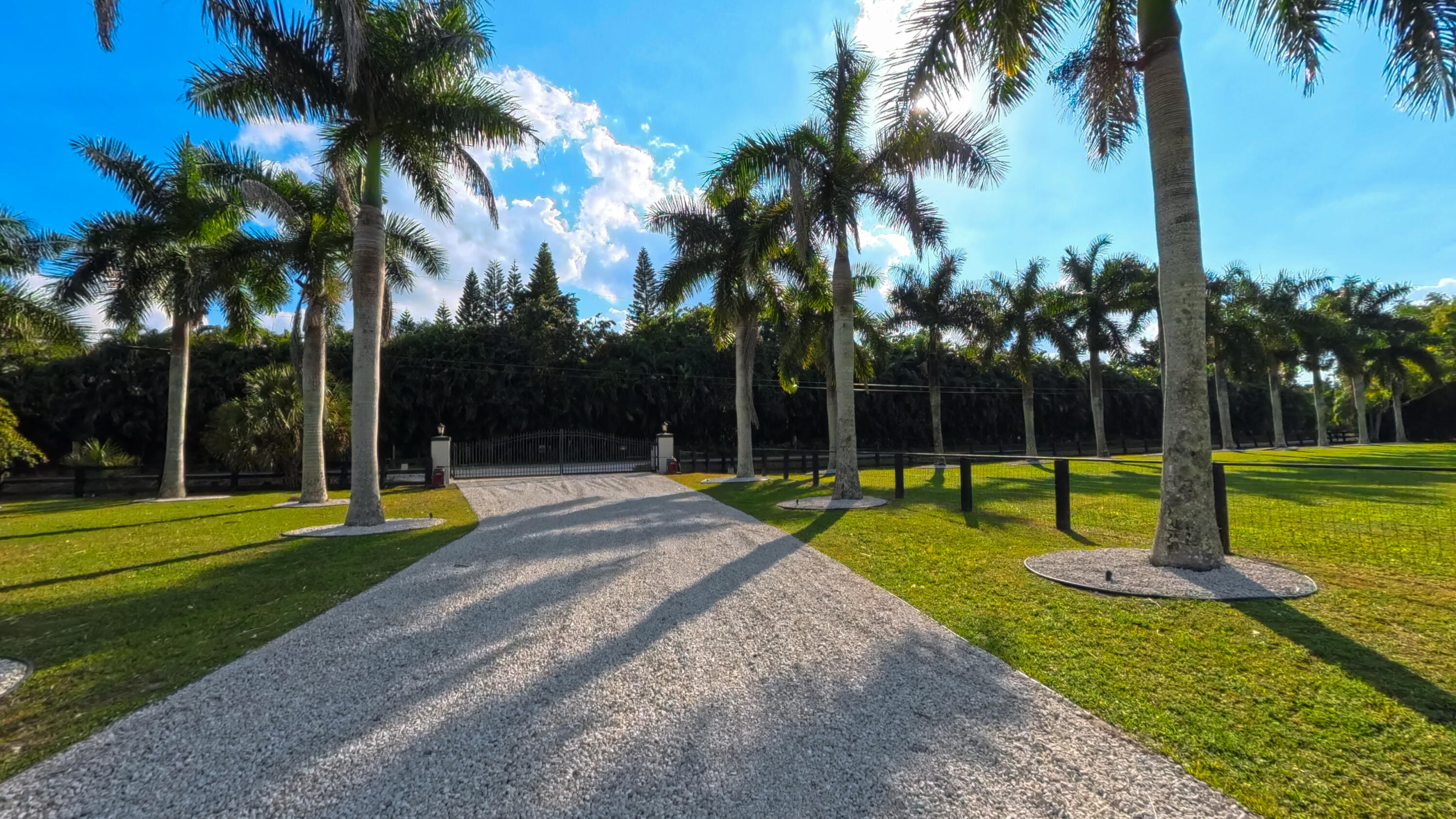 14225 43rd, Loxahatchee FL 33470