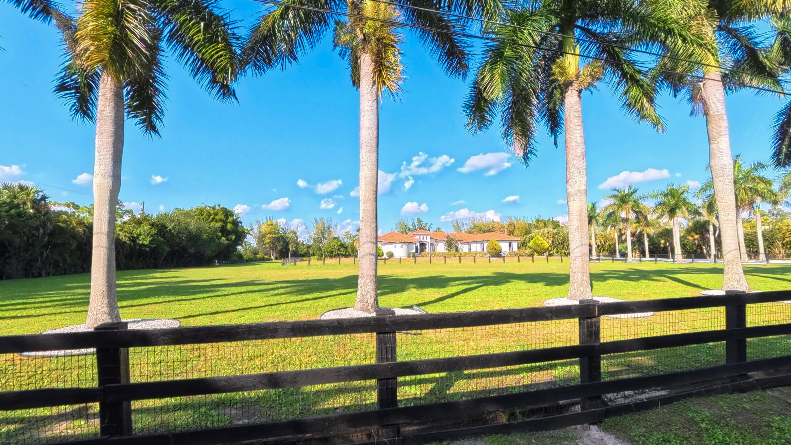 14225 43rd, Loxahatchee FL 33470