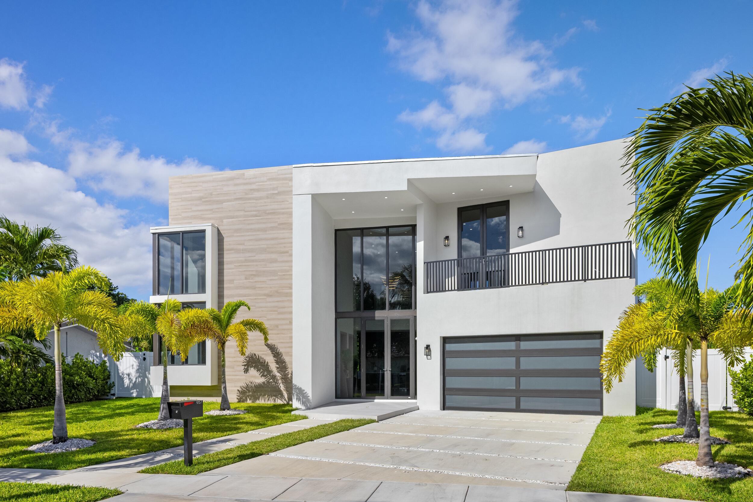 957 SW 12th, Boca Raton FL 33486