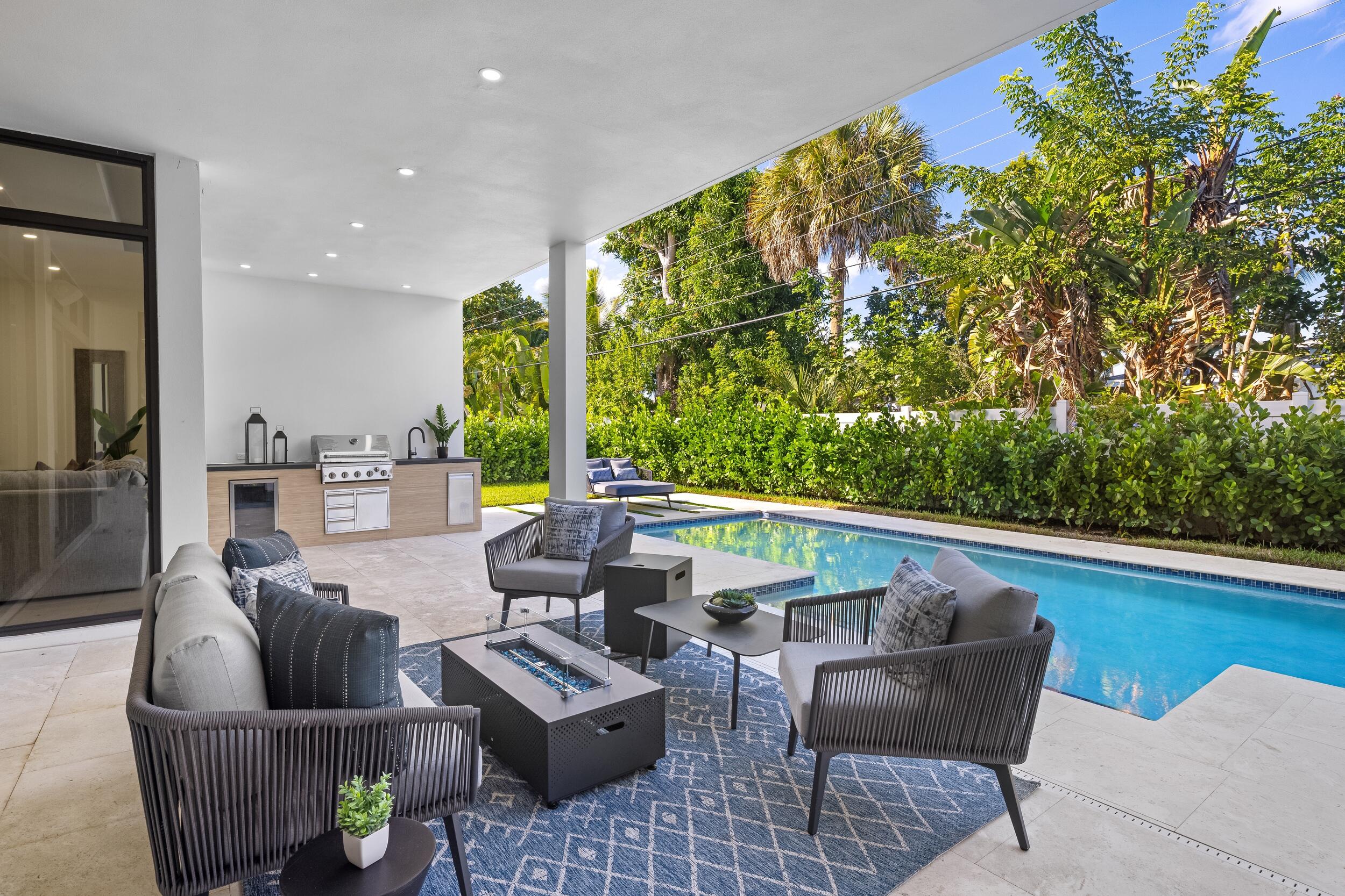 957 SW 12th, Boca Raton FL 33486