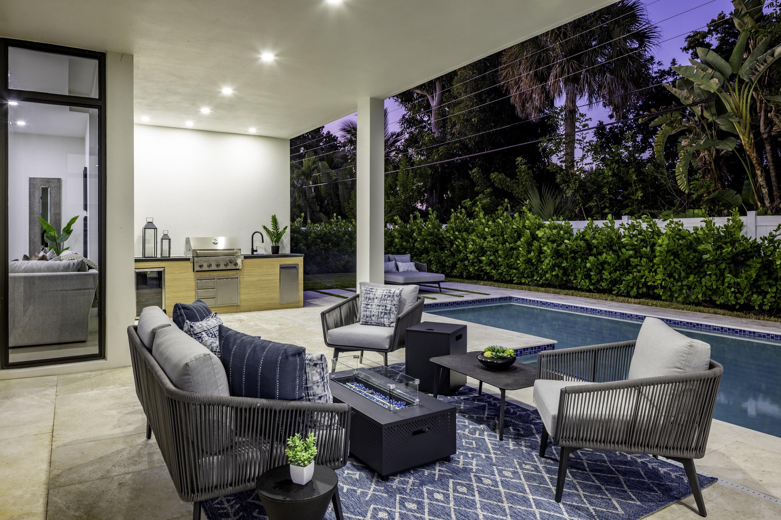 957 SW 12th, Boca Raton FL 33486