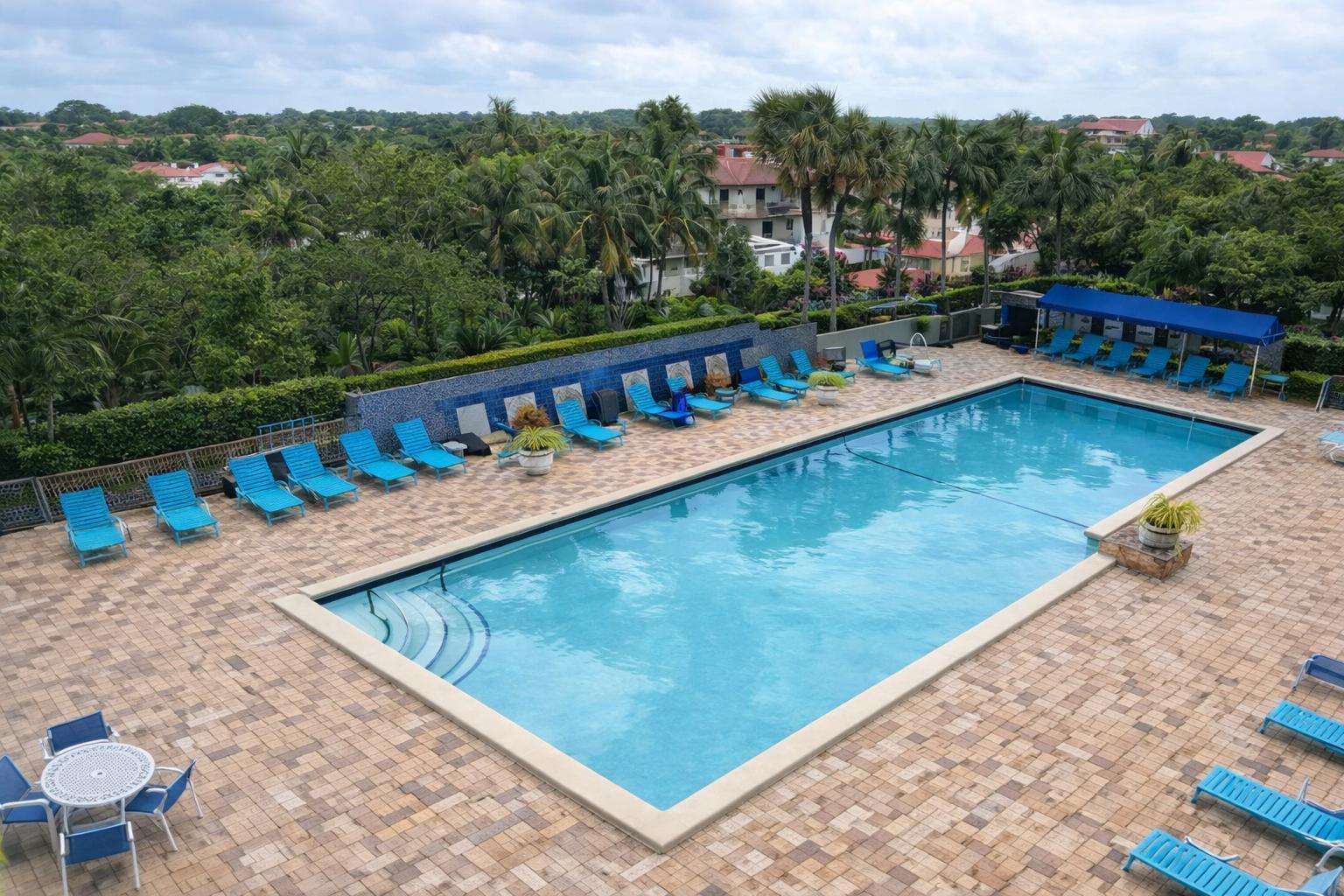 8305 Casa Del Lago #E, Boca Raton FL 33433