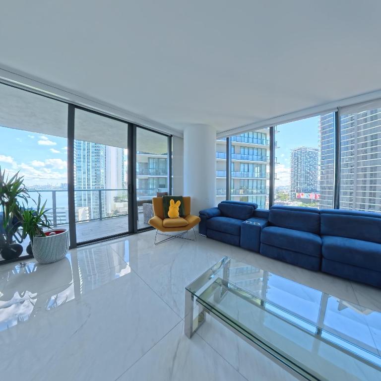 650 NE 32nd #1601, Miami FL 33137