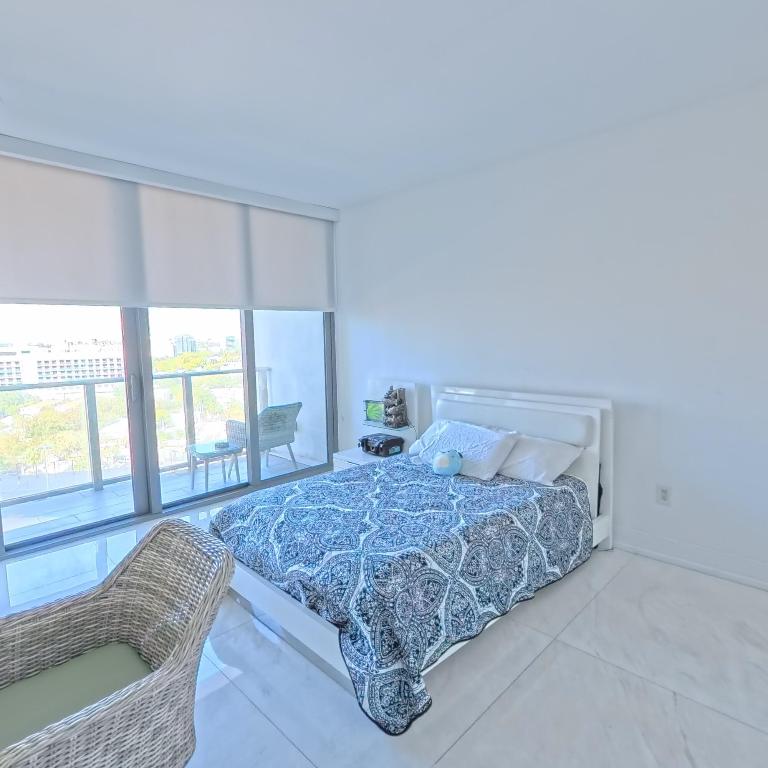 650 NE 32nd #1601, Miami FL 33137