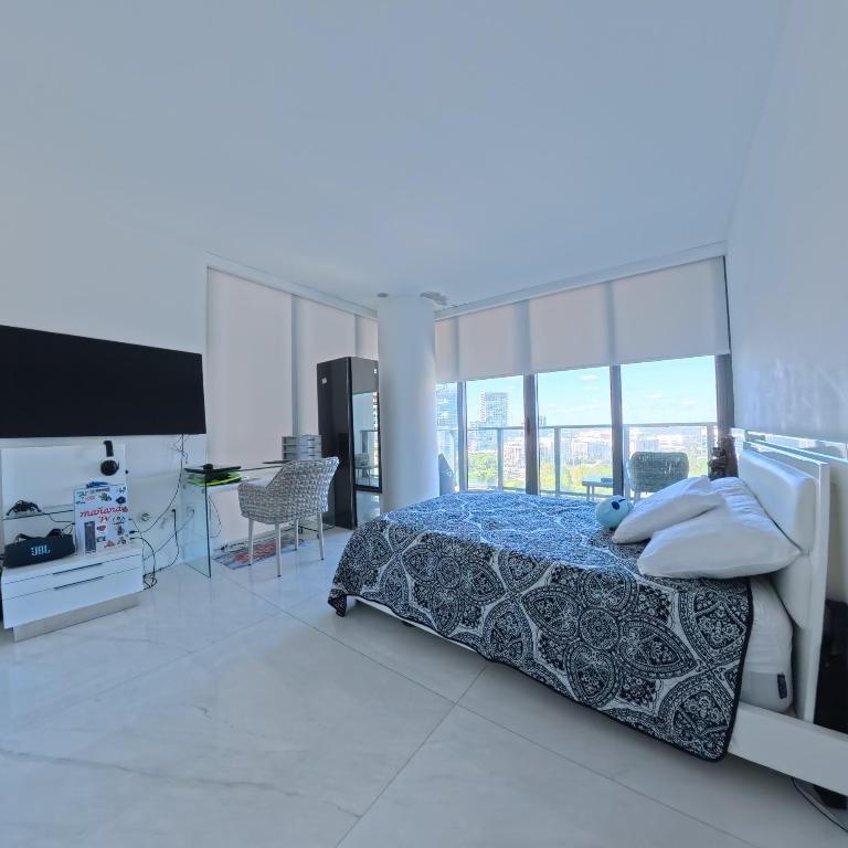 650 NE 32nd #1601, Miami FL 33137