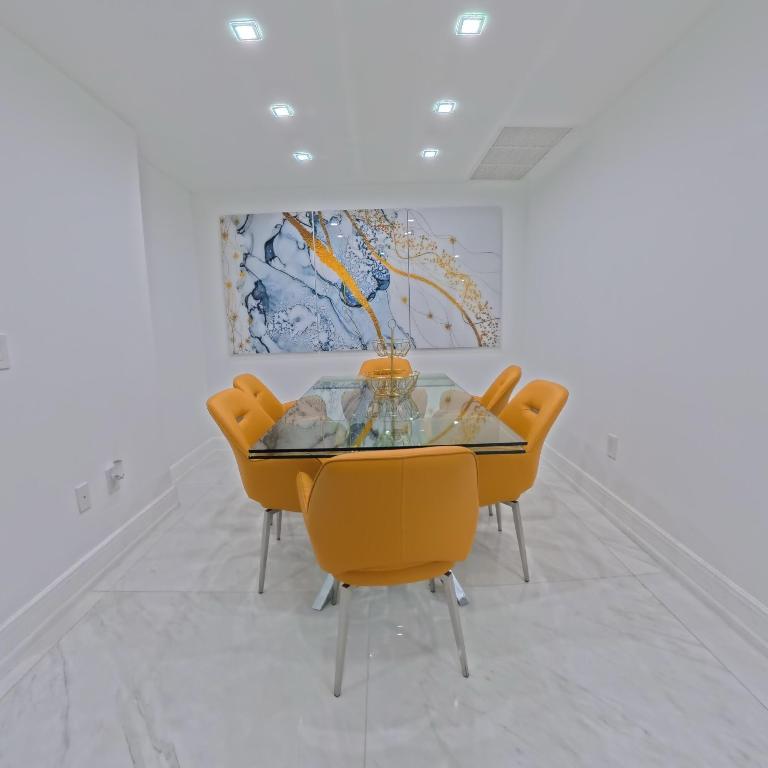 650 NE 32nd #1601, Miami FL 33137