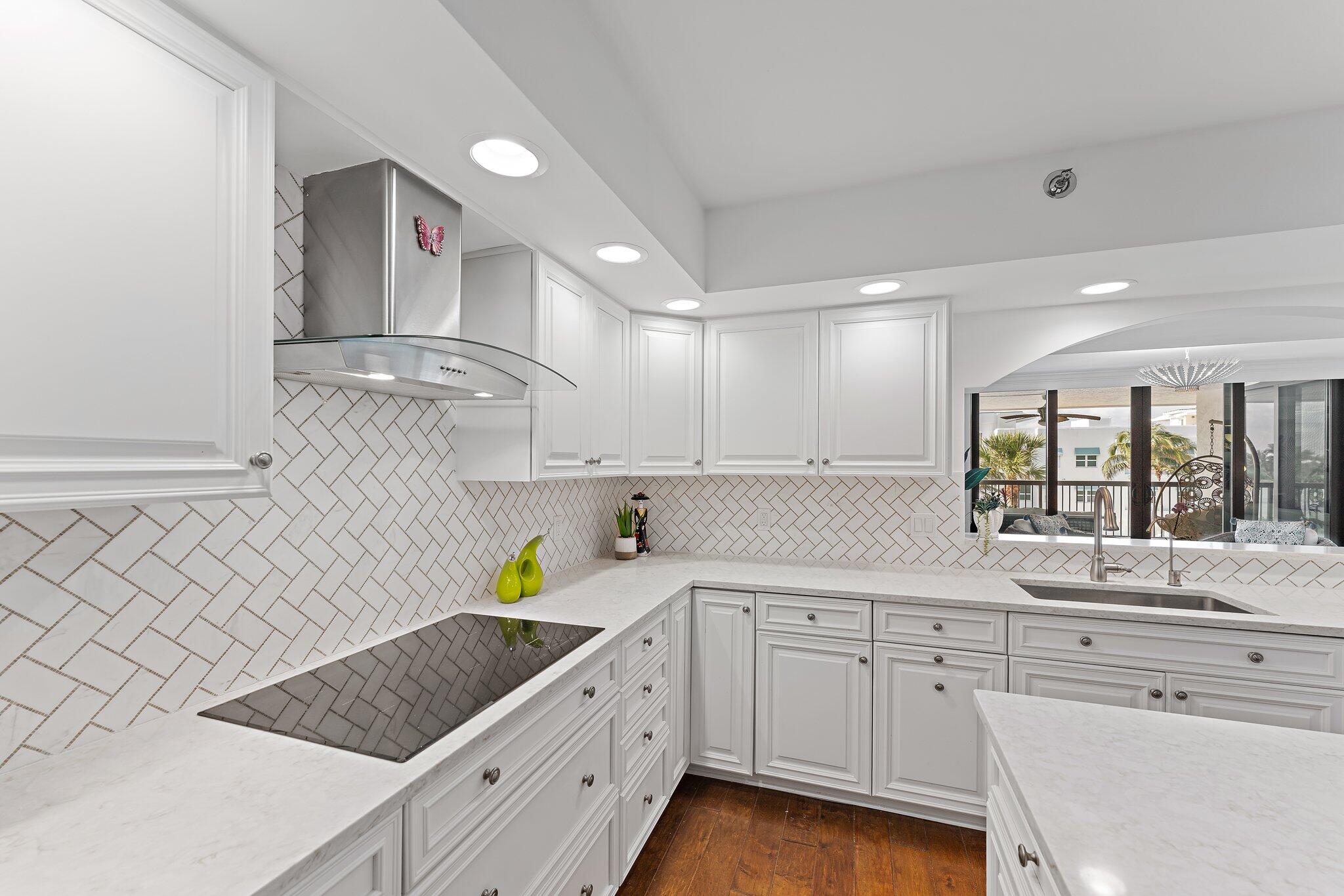 19670 Beach #B303, Jupiter FL 33469
