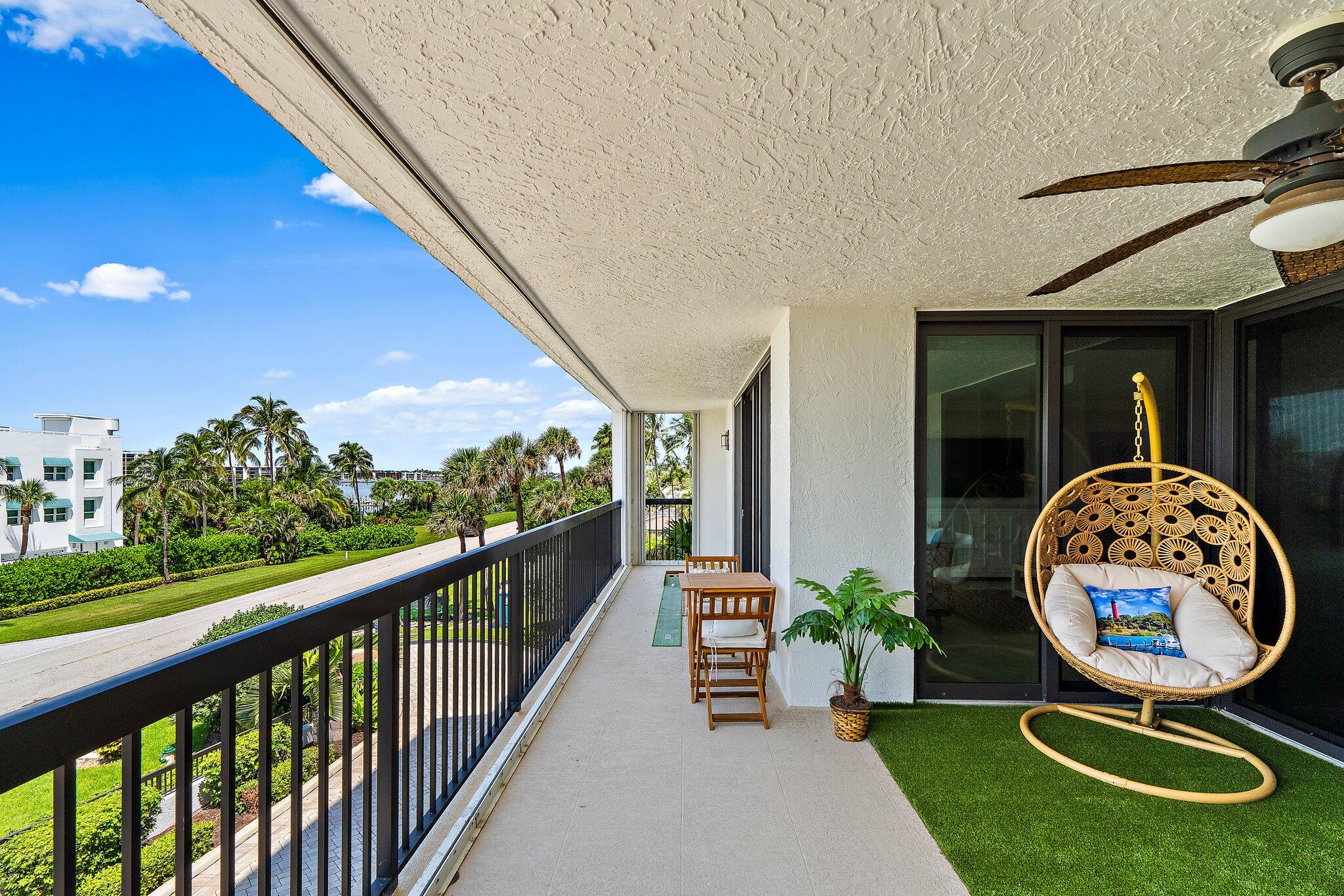 19670 Beach #B303, Jupiter FL 33469