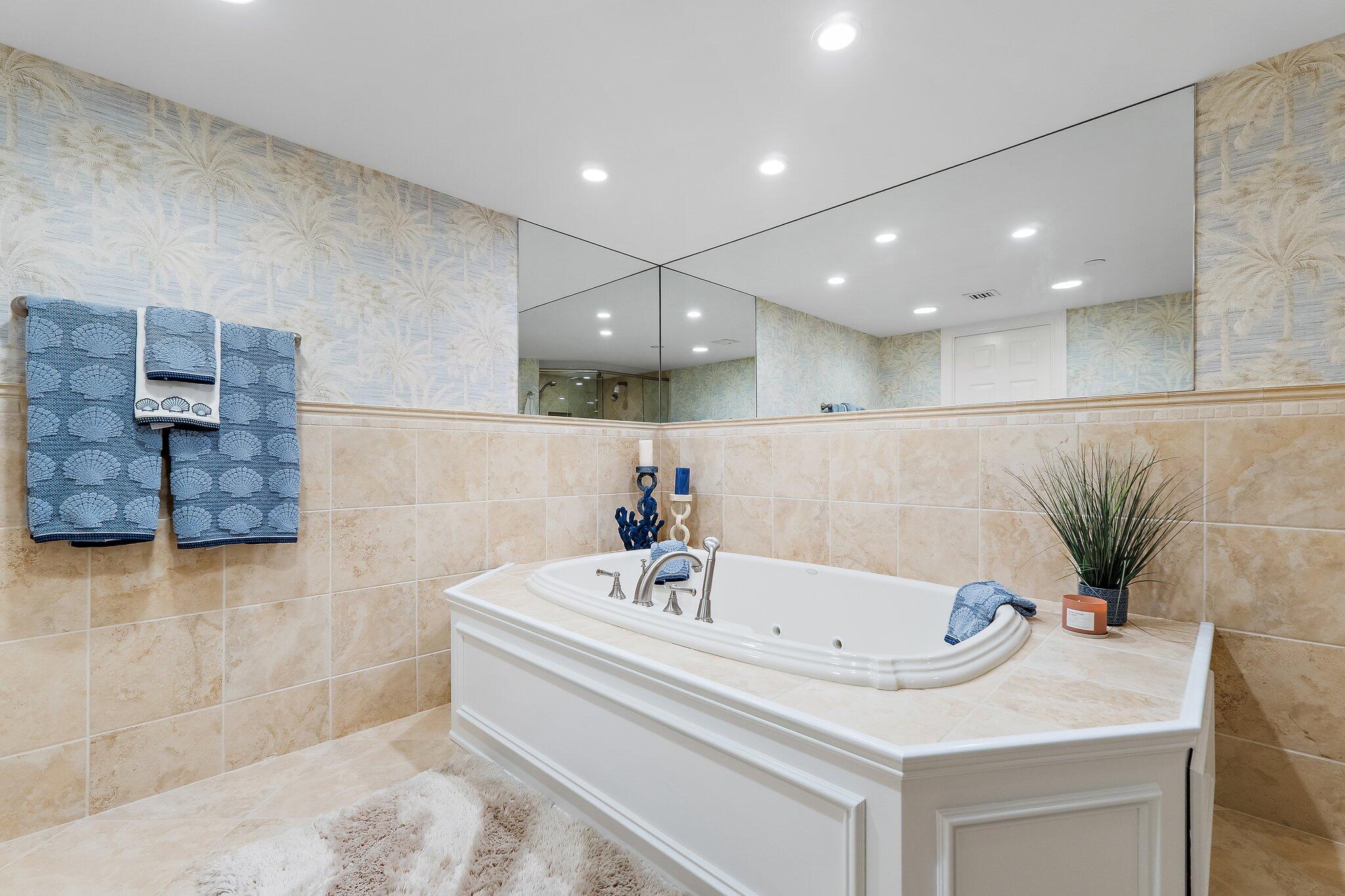 19670 Beach #B303, Jupiter FL 33469