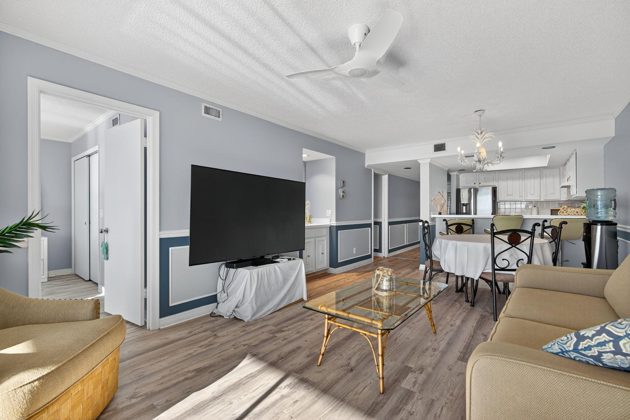 390 NE Edgewater #403, Stuart FL 34996