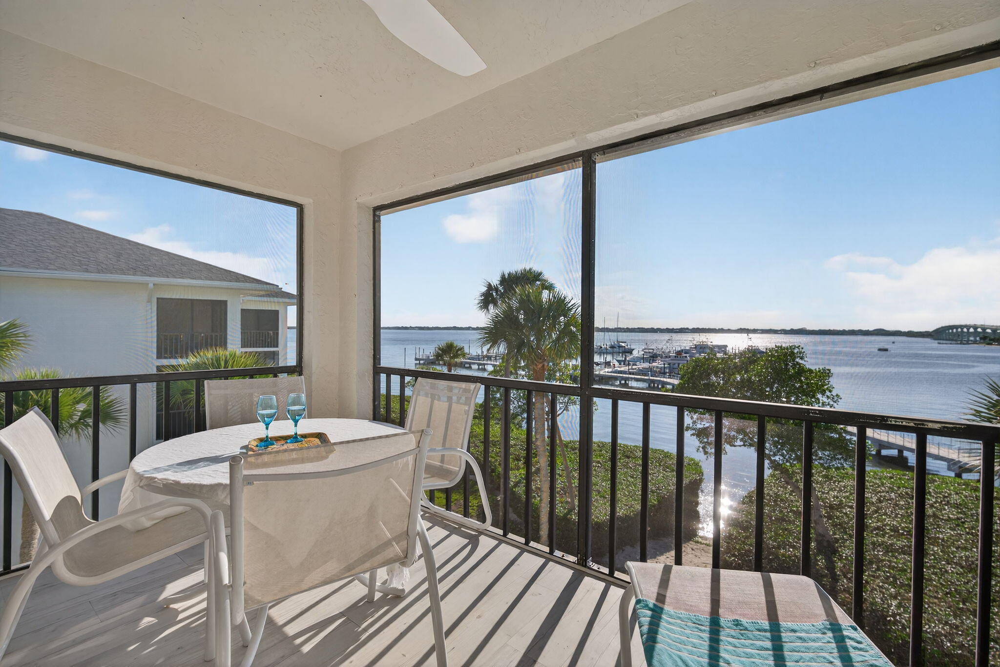 390 NE Edgewater #403, Stuart FL 34996