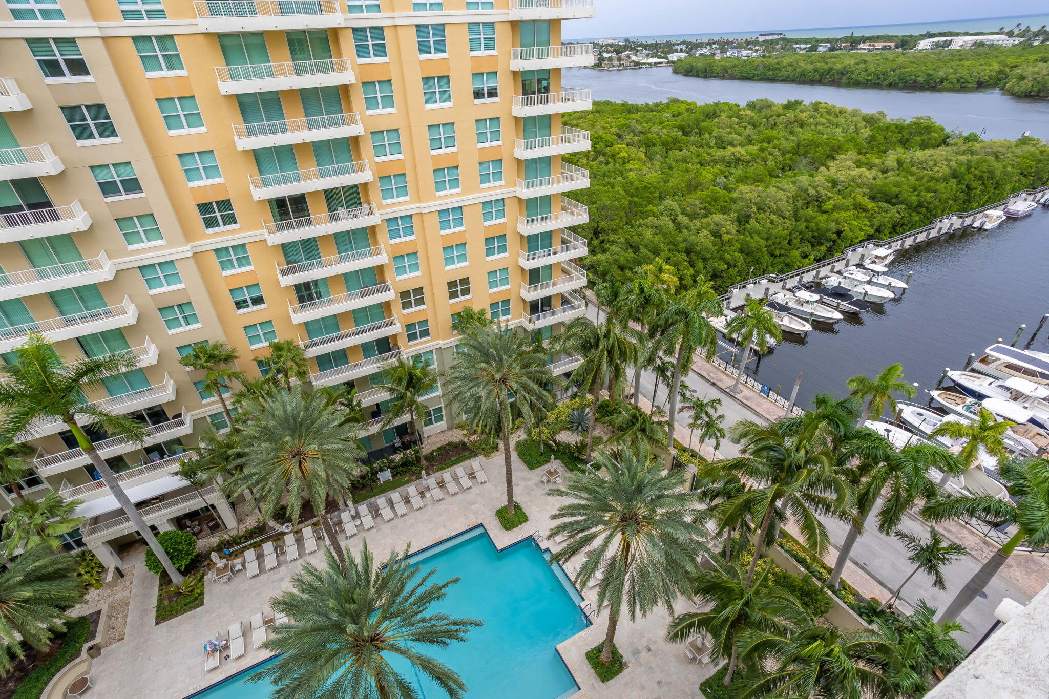 625 Casa Loma #1103, Boynton Beach FL 33435