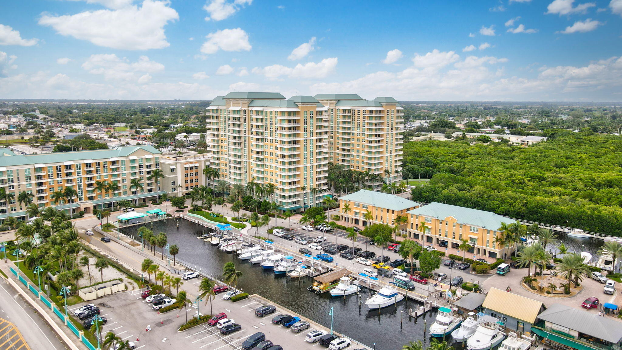 625 Casa Loma #1103, Boynton Beach FL 33435