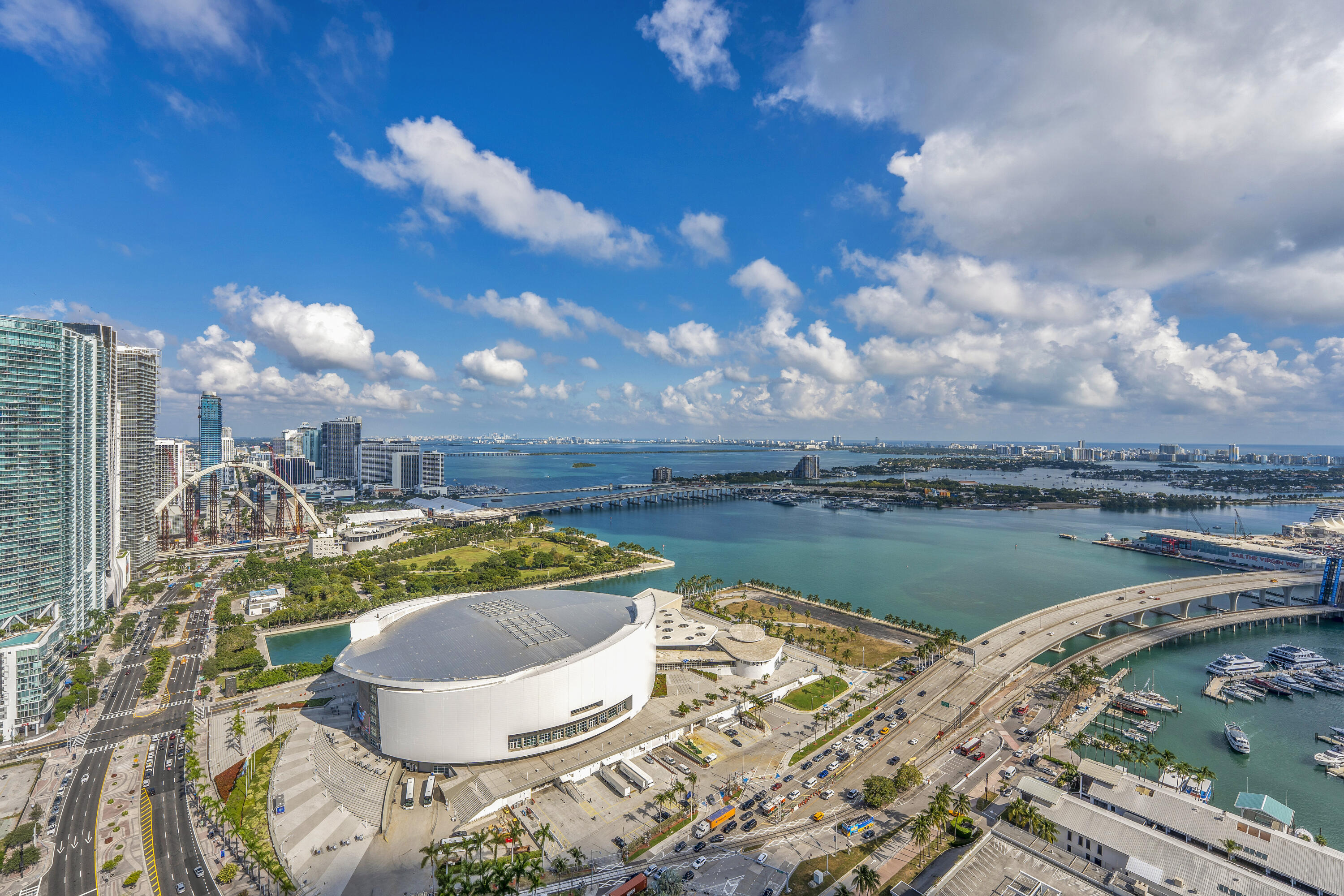 398 NE 5th #3709, Miami FL 33132