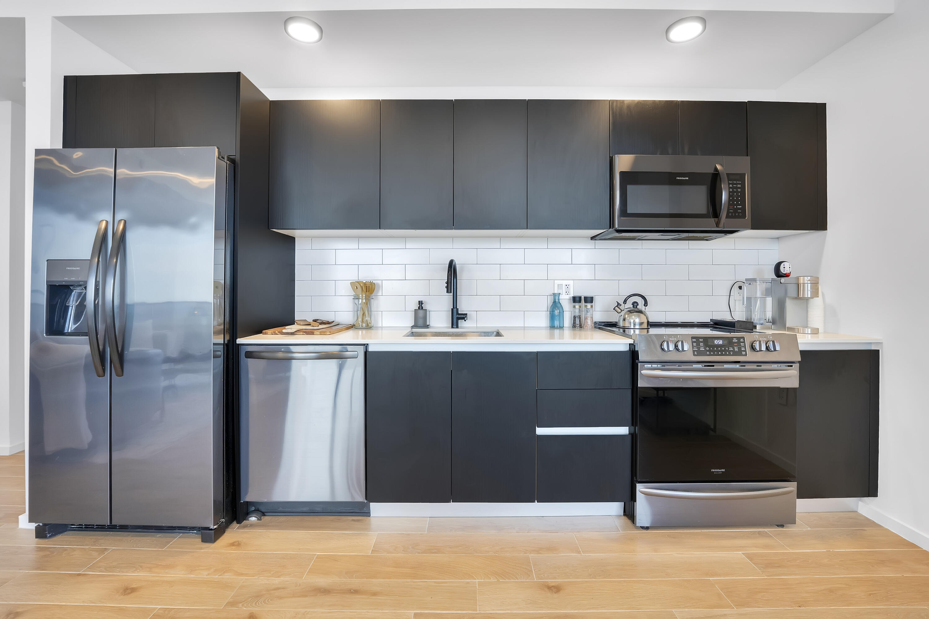 398 NE 5th #3709, Miami FL 33132