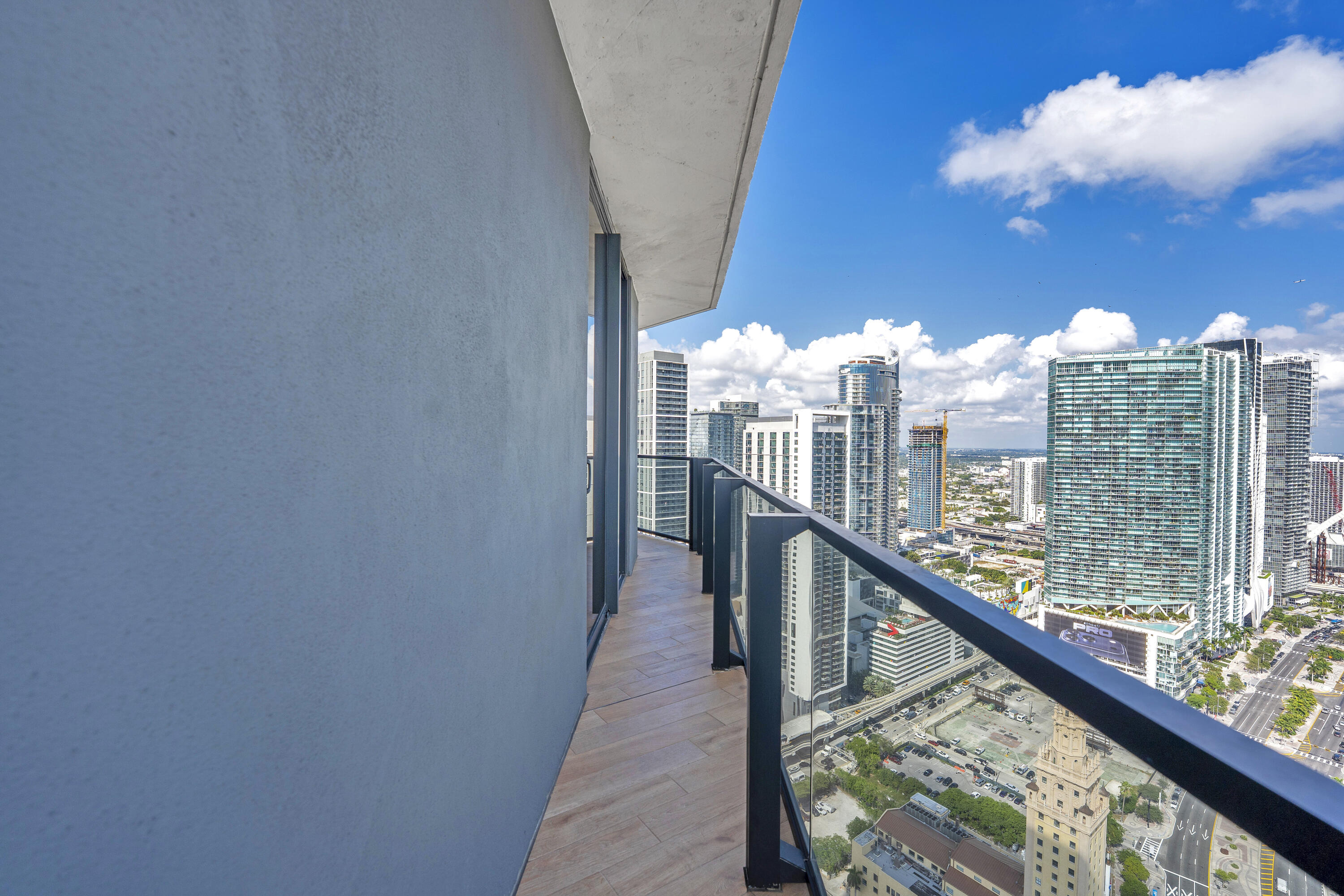 398 NE 5th #3709, Miami FL 33132