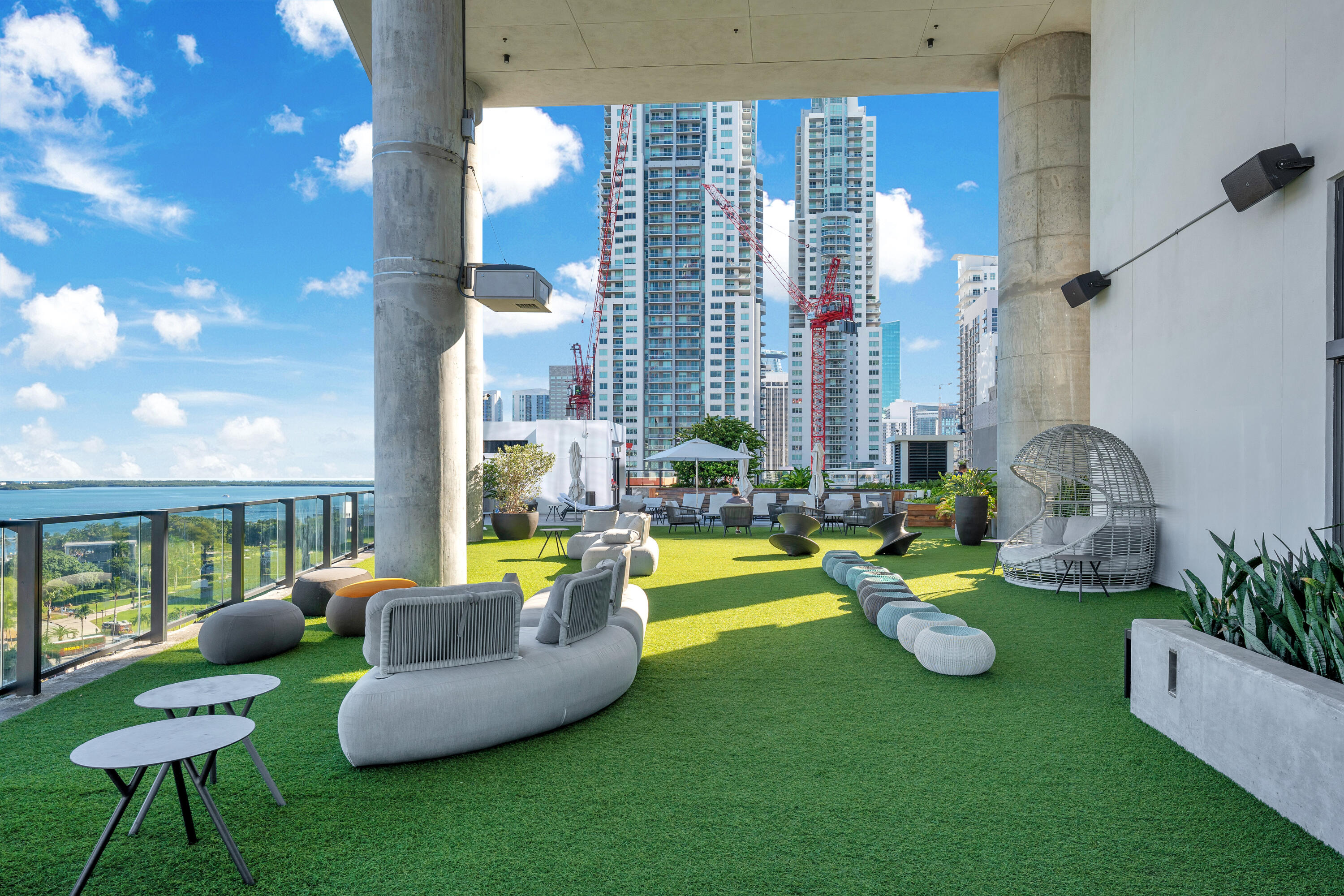 398 NE 5th #3709, Miami FL 33132
