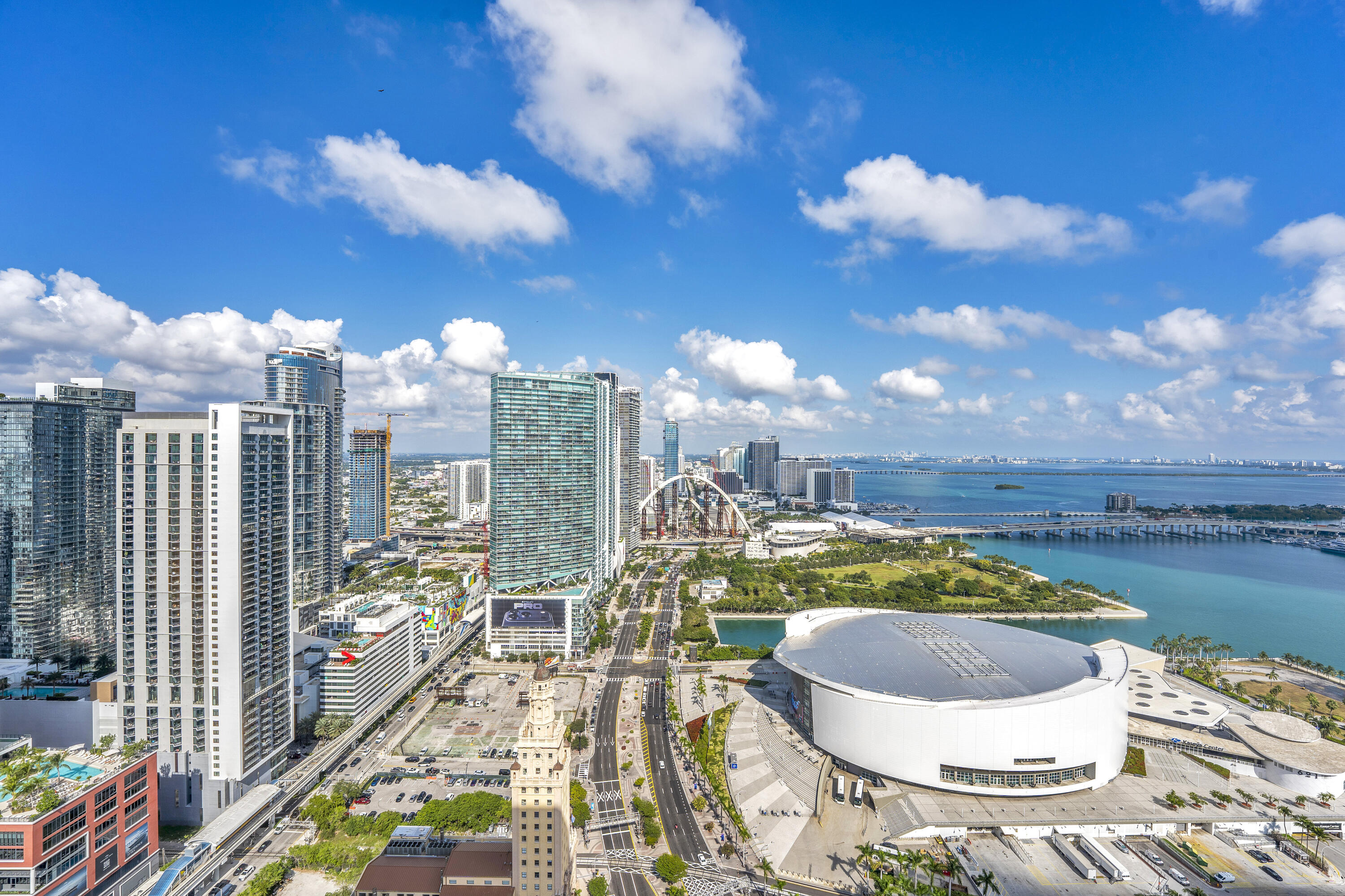398 NE 5th #3709, Miami FL 33132