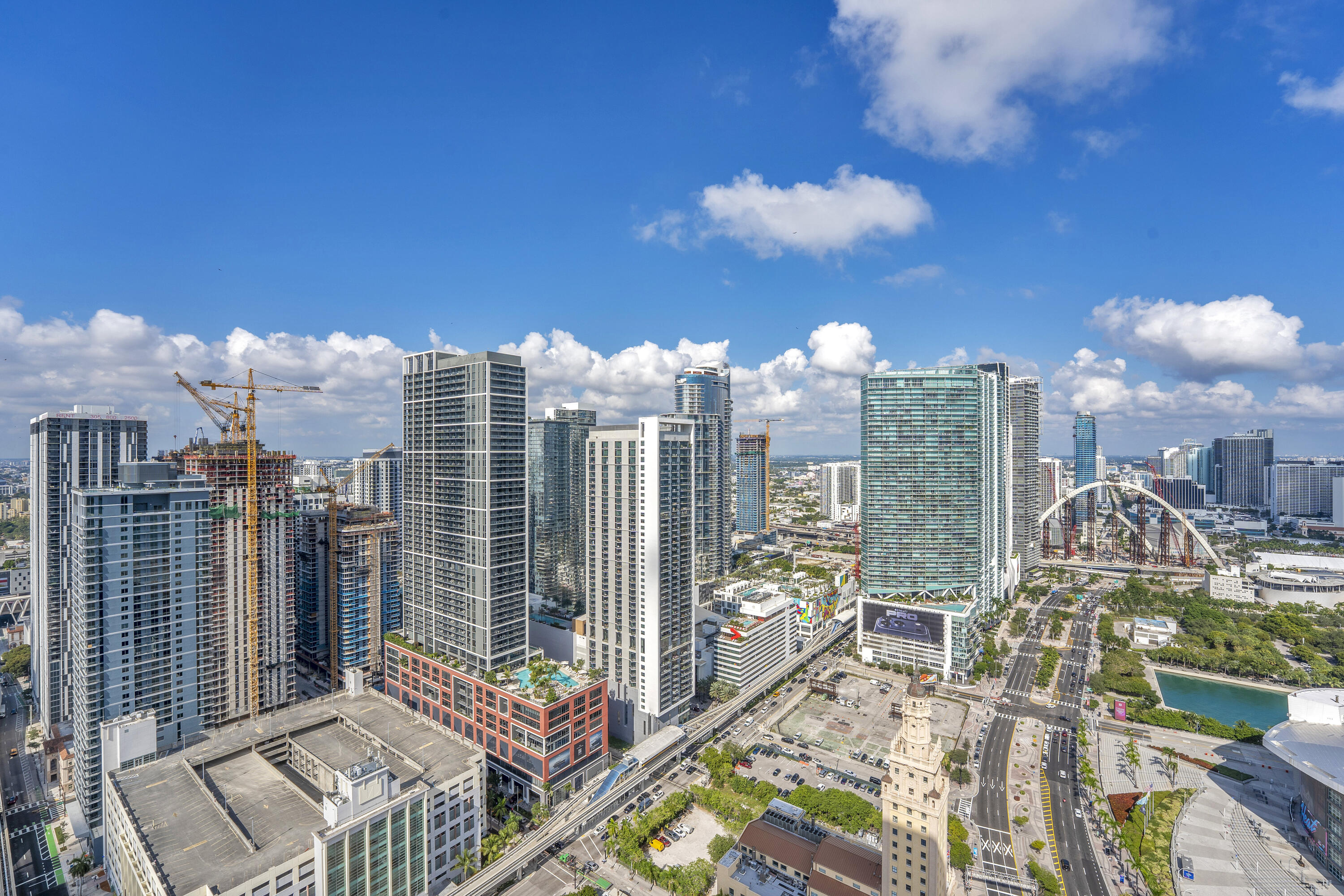398 NE 5th #3709, Miami FL 33132