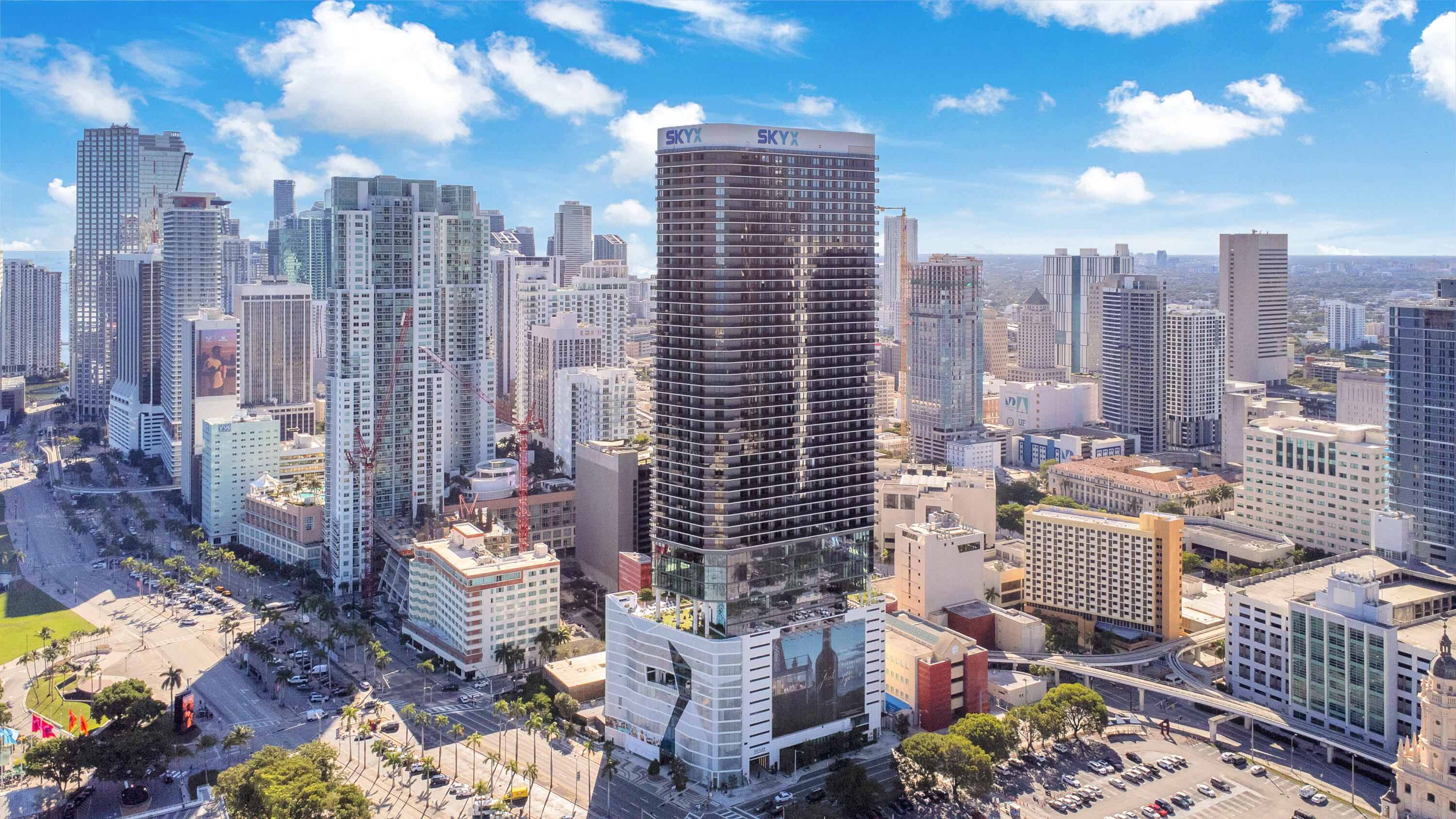 398 NE 5th #3709, Miami FL 33132