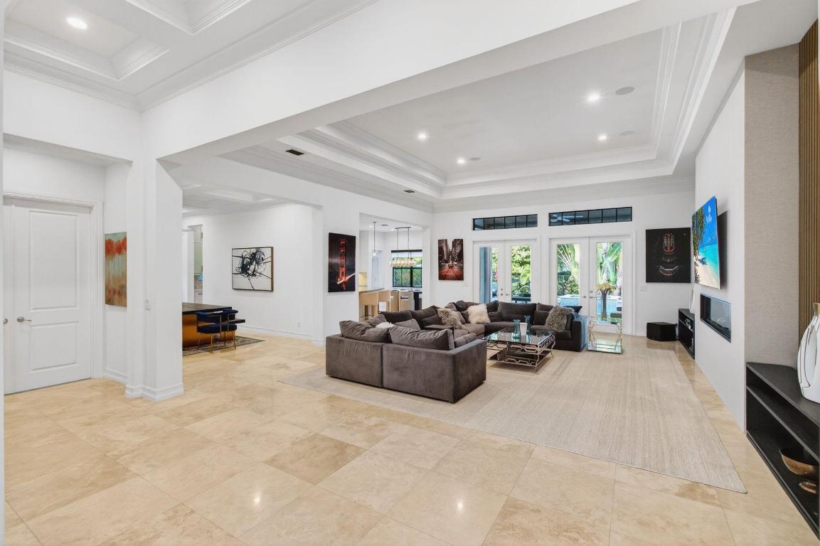 17662 Cadena, Boca Raton FL 33496