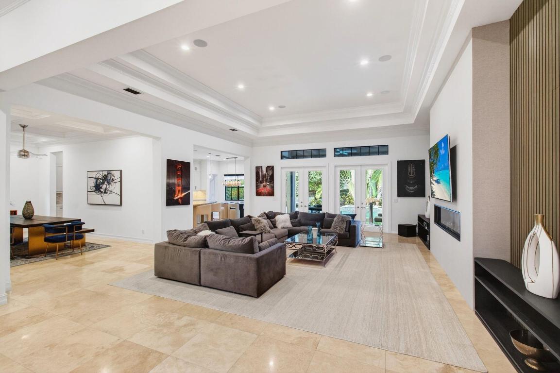 17662 Cadena, Boca Raton FL 33496