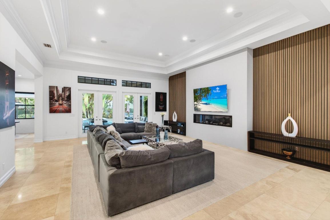 17662 Cadena, Boca Raton FL 33496