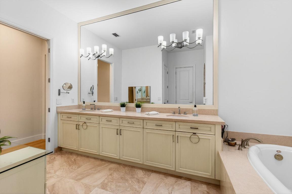 17662 Cadena, Boca Raton FL 33496