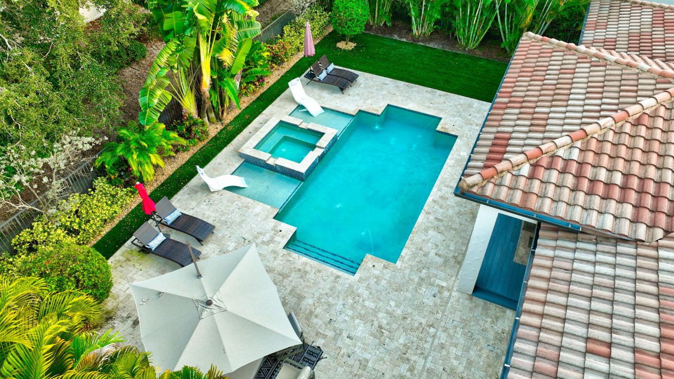 17662 Cadena, Boca Raton FL 33496