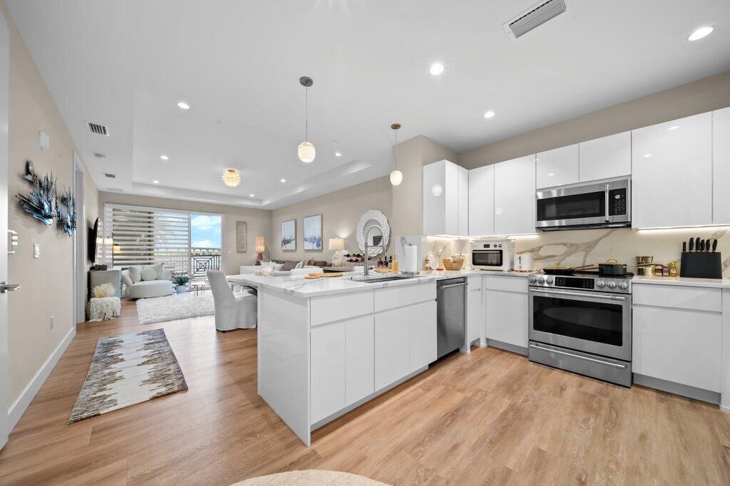 41 SW Seminole #205, Stuart FL 34994
