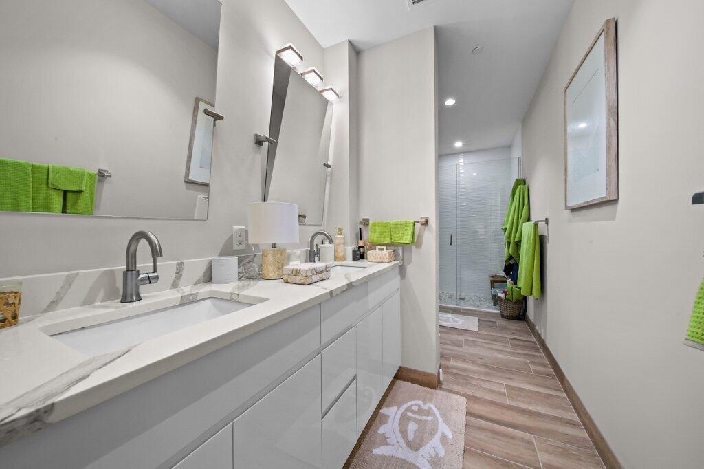 41 SW Seminole #205, Stuart FL 34994