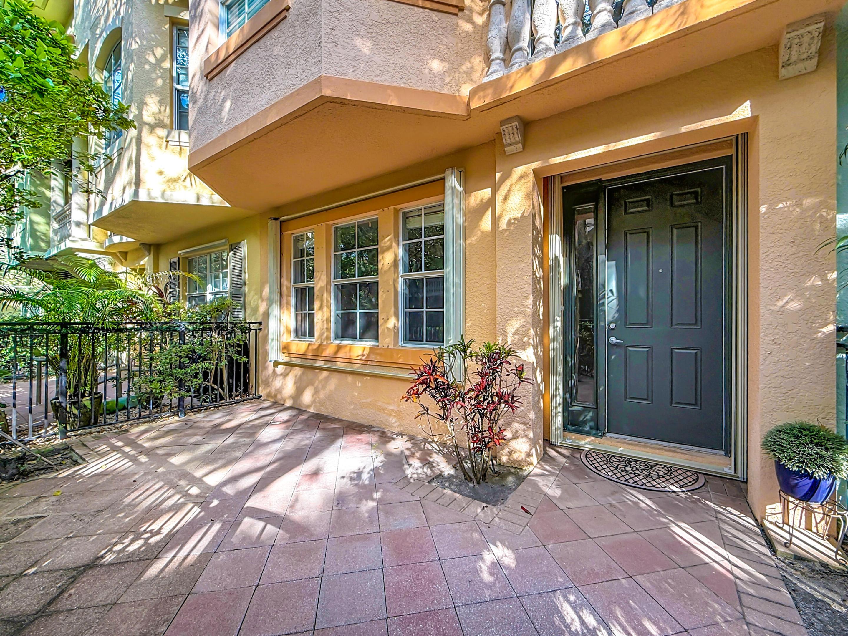 2724 Ravella, Palm Beach Gardens FL 33410
